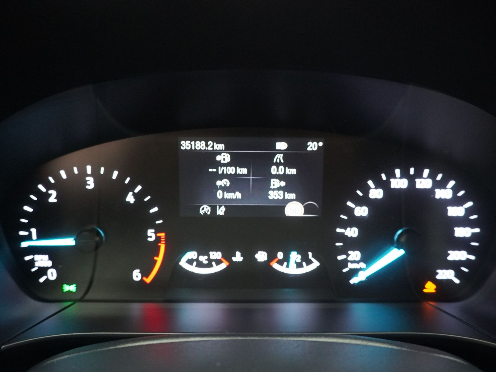 FORD Kuga 2.0 EcoBlue Hybrid Titanium X