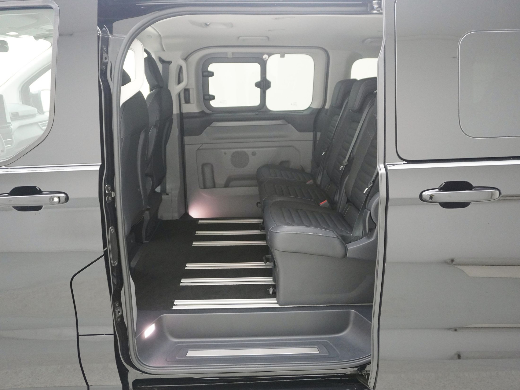 FORD Tourneo Custom 320 L2 2.0 TDCI Titanium X