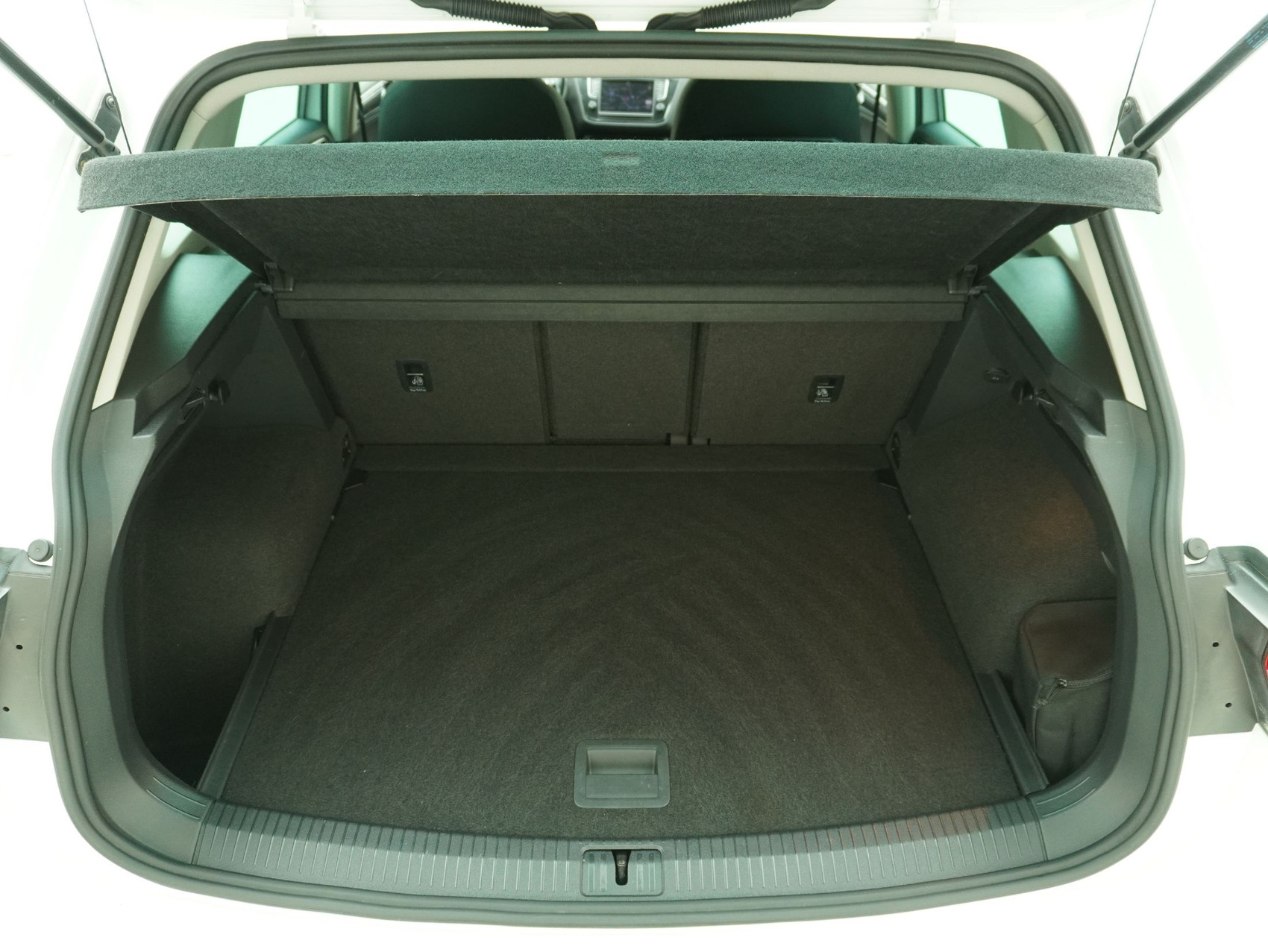 VW Tiguan 2.0 TDI DSG R-Line 4Motion