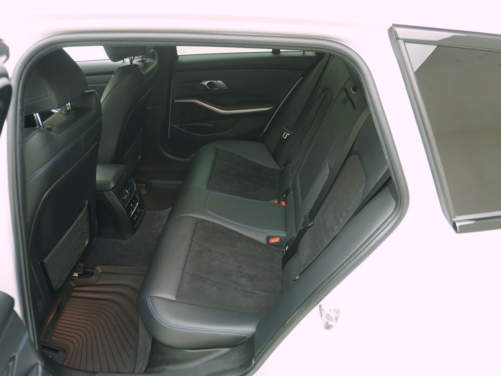 BMW 3er 330d xDrive Touring M Sport