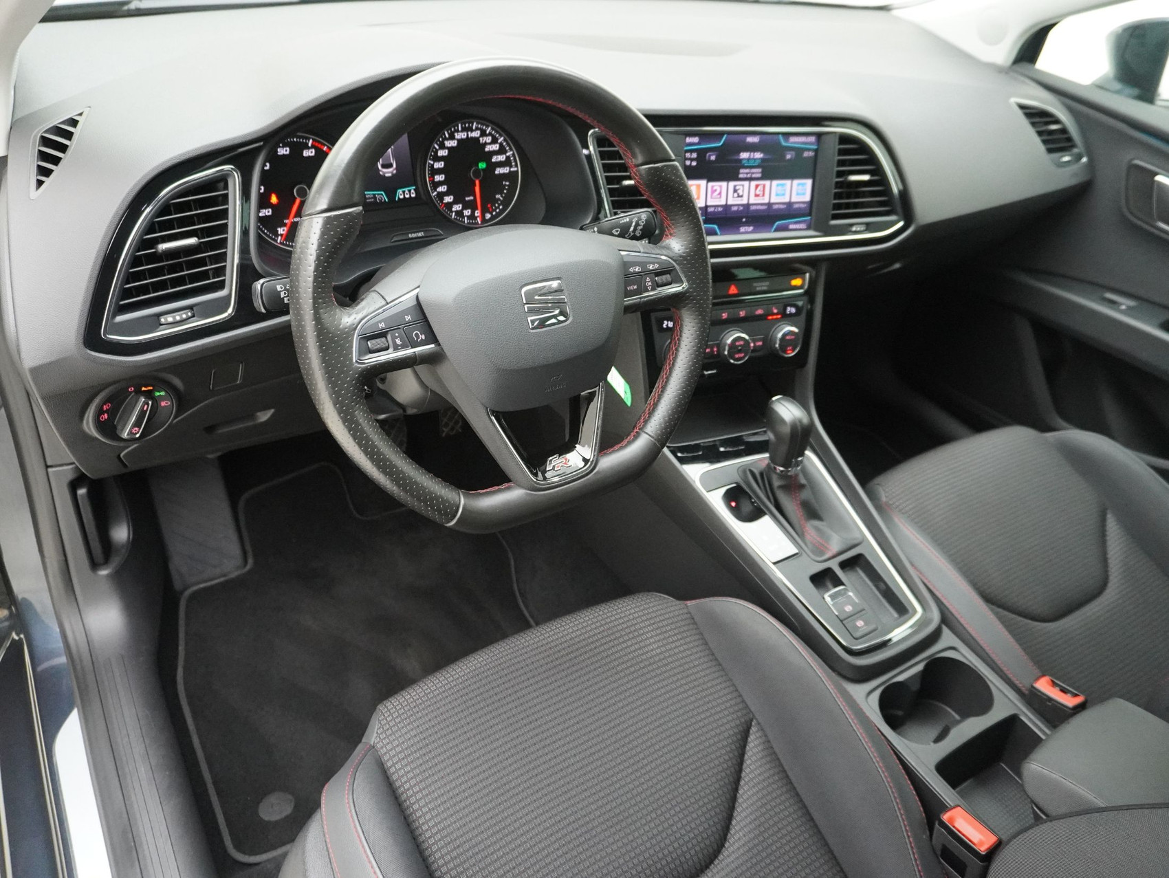 SEAT Leon ST 1.5 TSI DSG FR