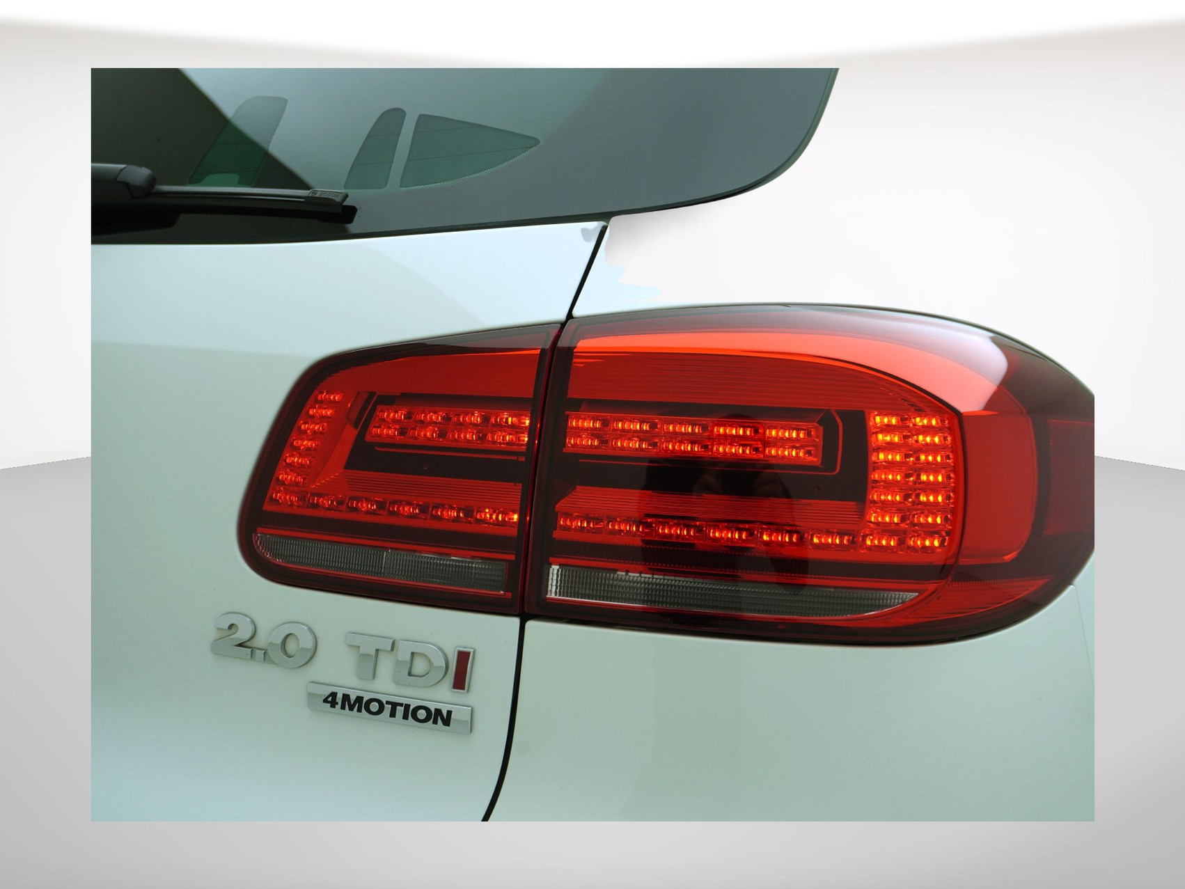 VW Tiguan 2.0 TDI DSG R-Line 4Motion