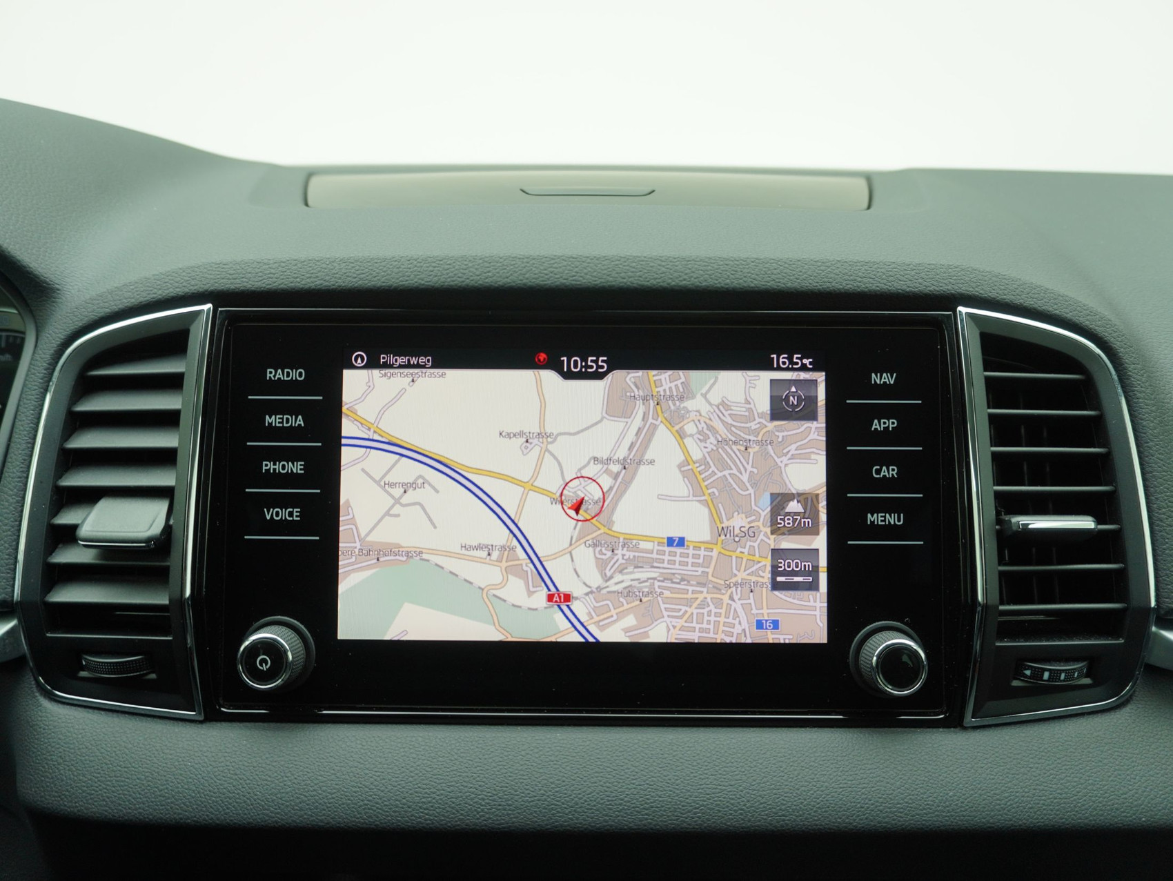 SKODA Karoq 1.5 TSI DSG Style