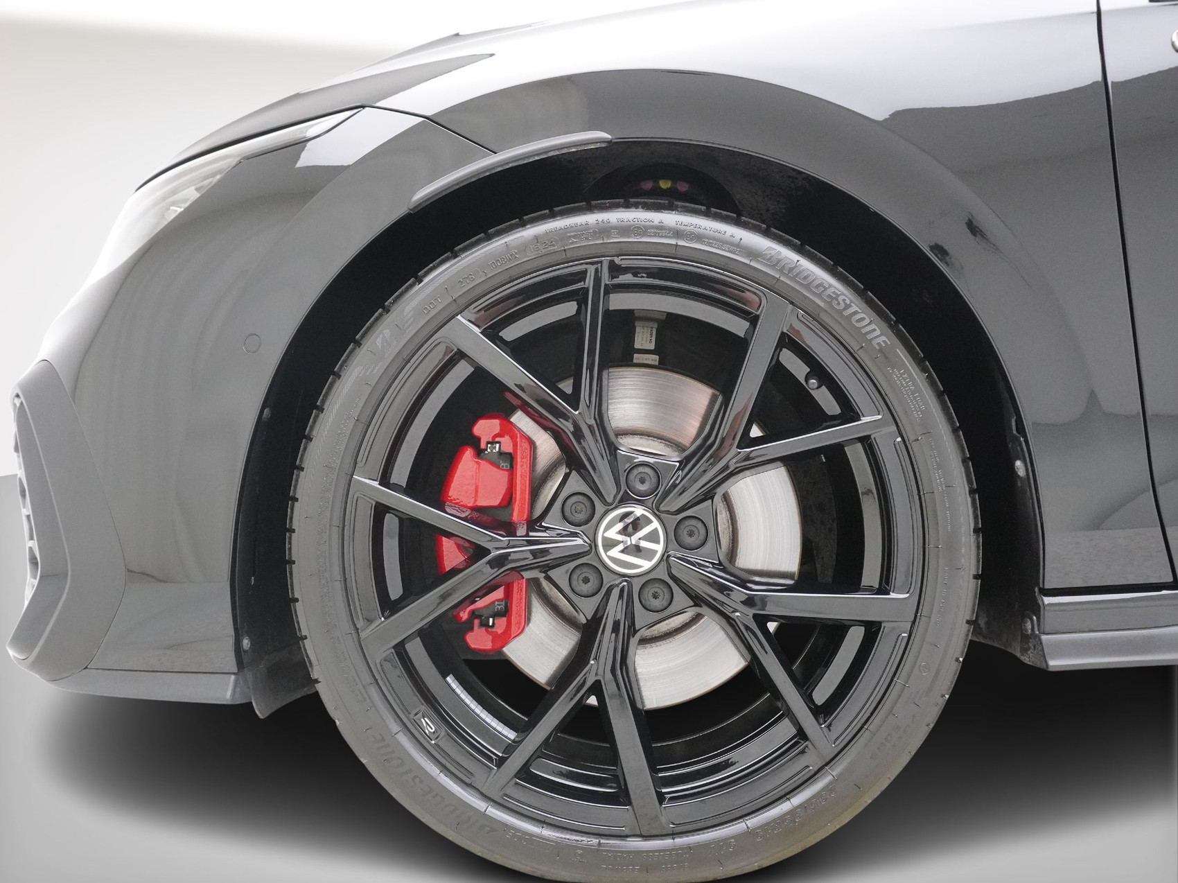 VW Golf 8.5 2.0 TSI DSG GTI Black Style (2025) ** Anhängerkupplung / Harman/Kardon / Panoramadach**