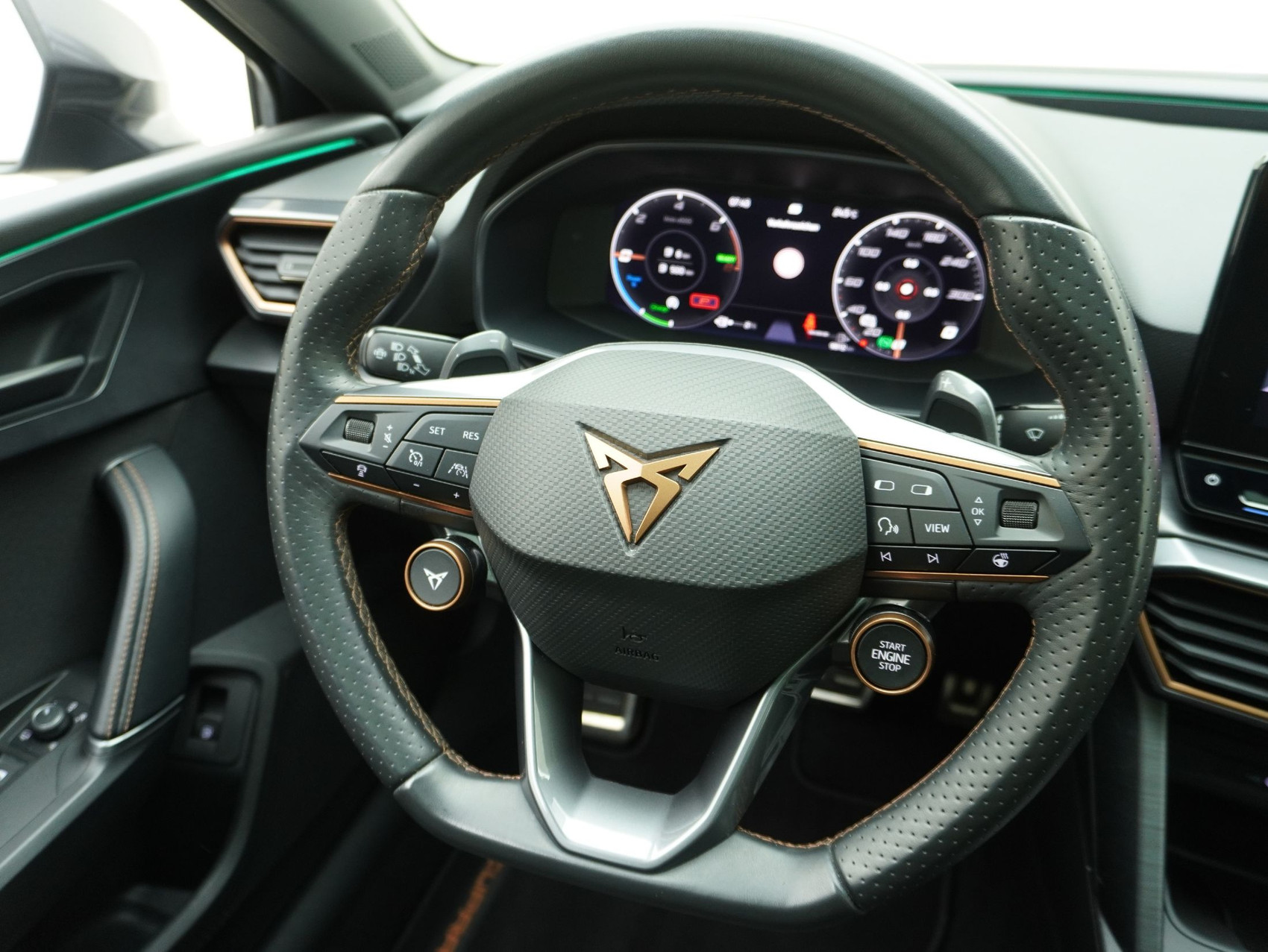 CUPRA Leon 1.4 TSI DSG eHybrid