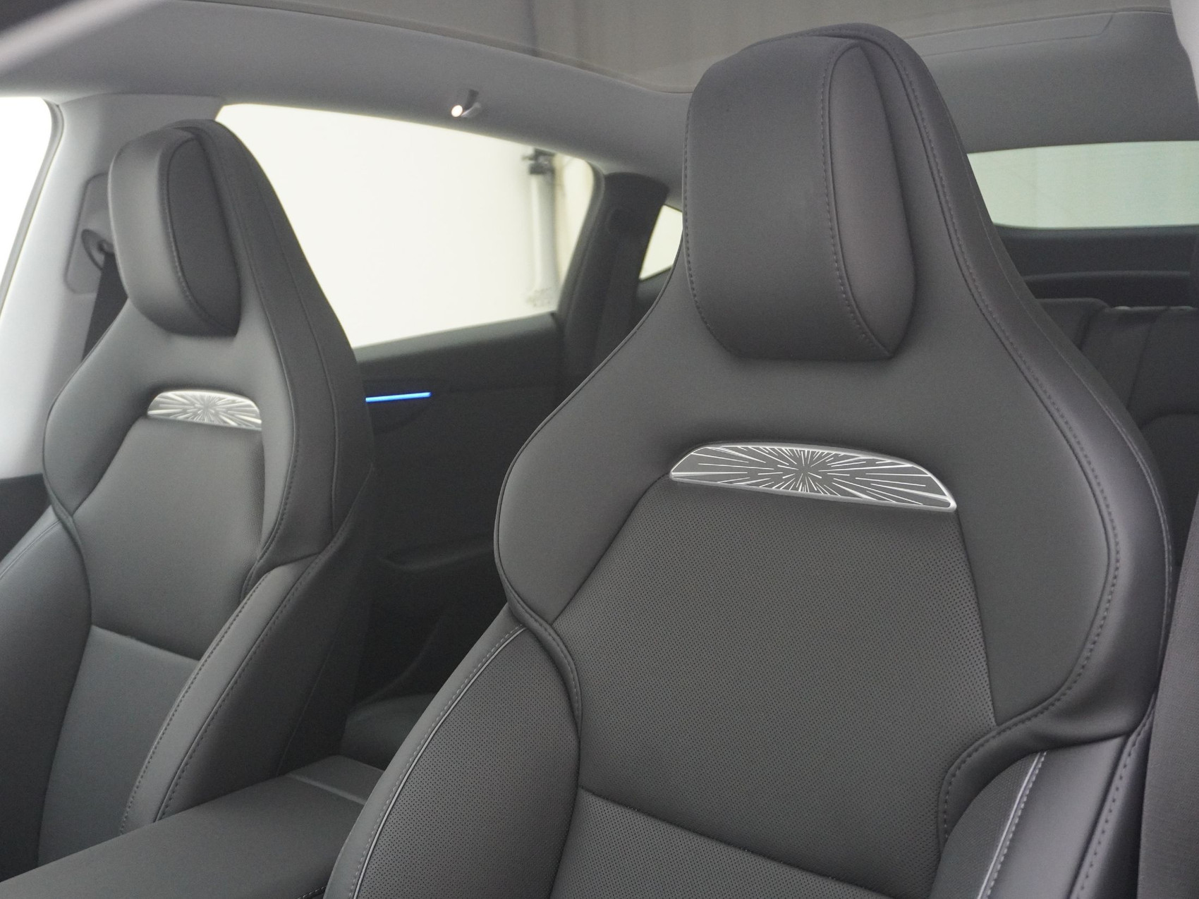 TESLA Model Y Performance AWD