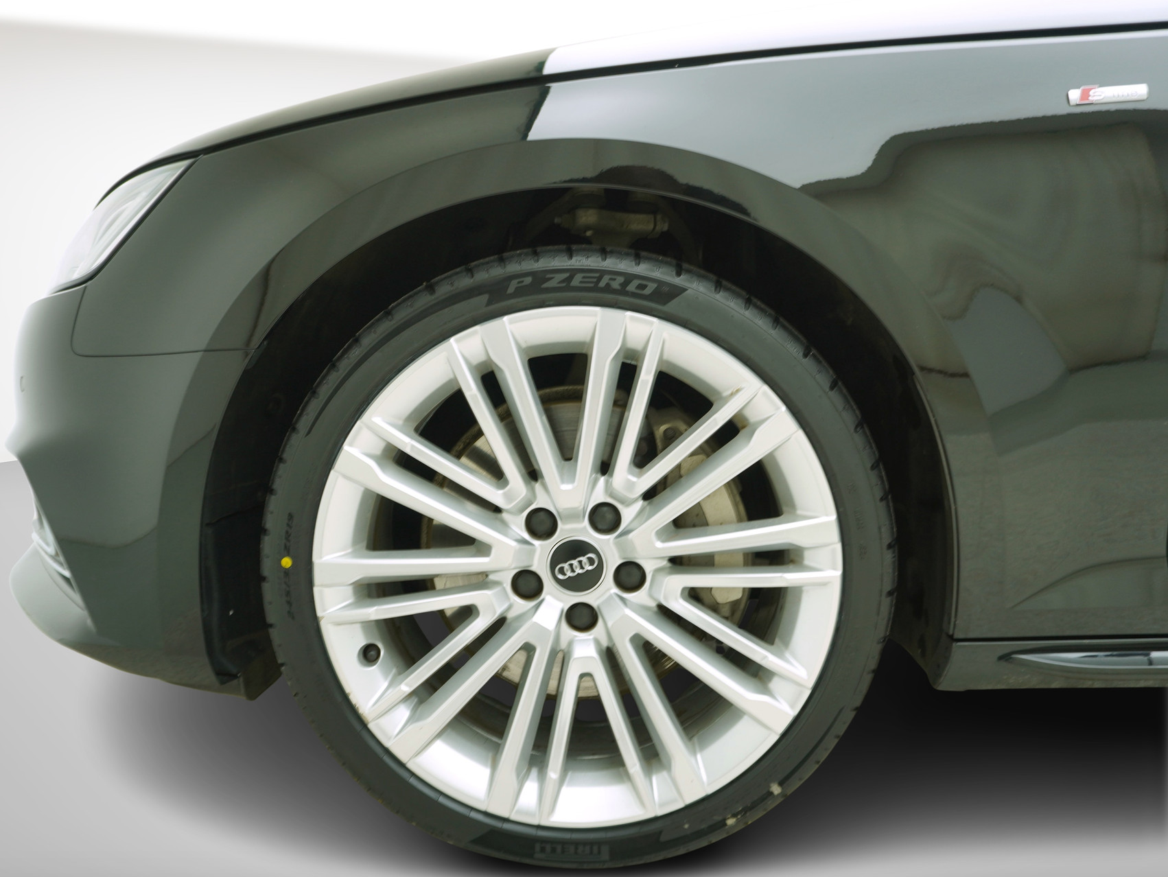 AUDI A4 Avant 2.0 TFSI S line quattro S-Tronic