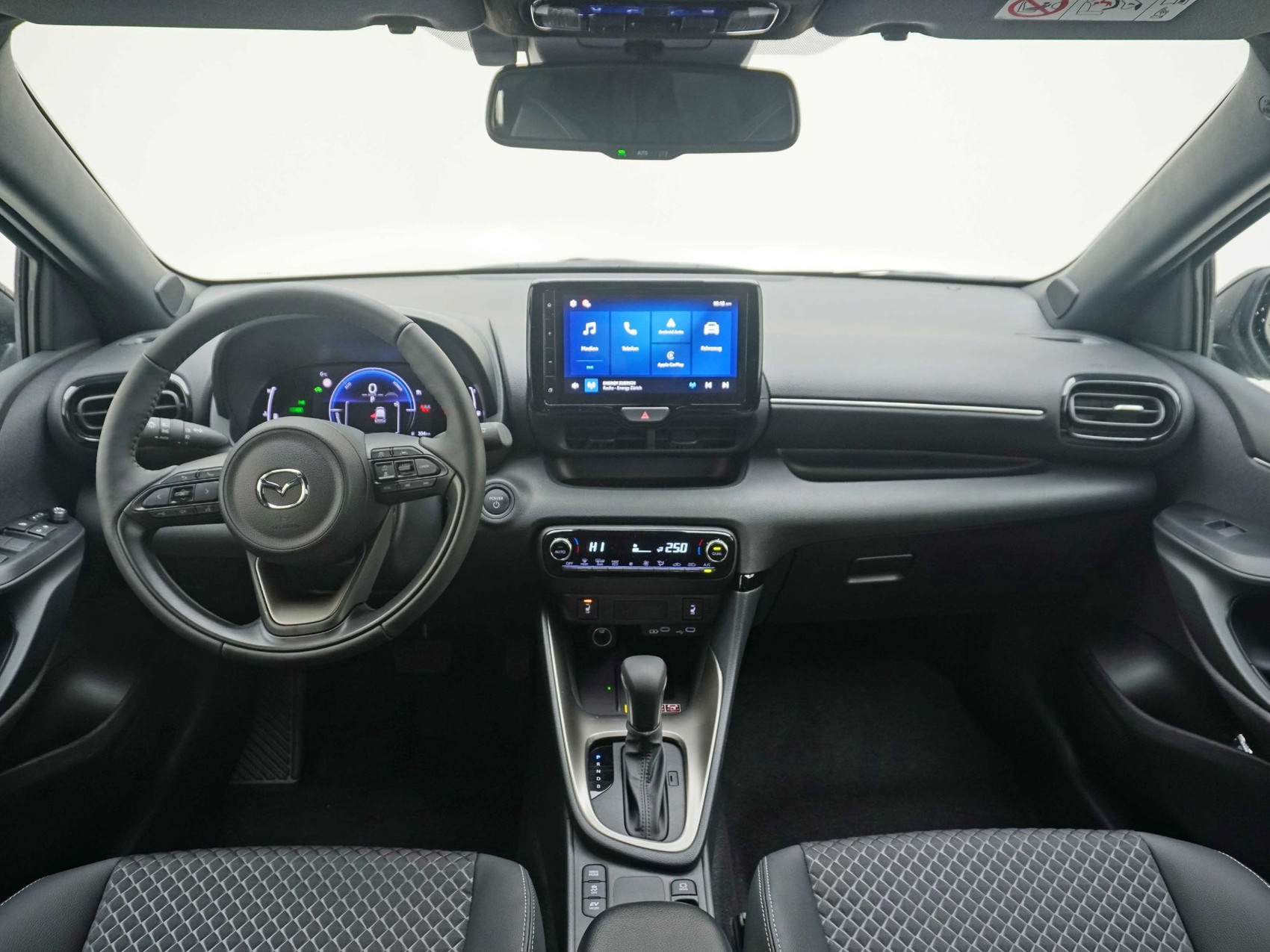 MAZDA 2 1.5 Hybrid Homura