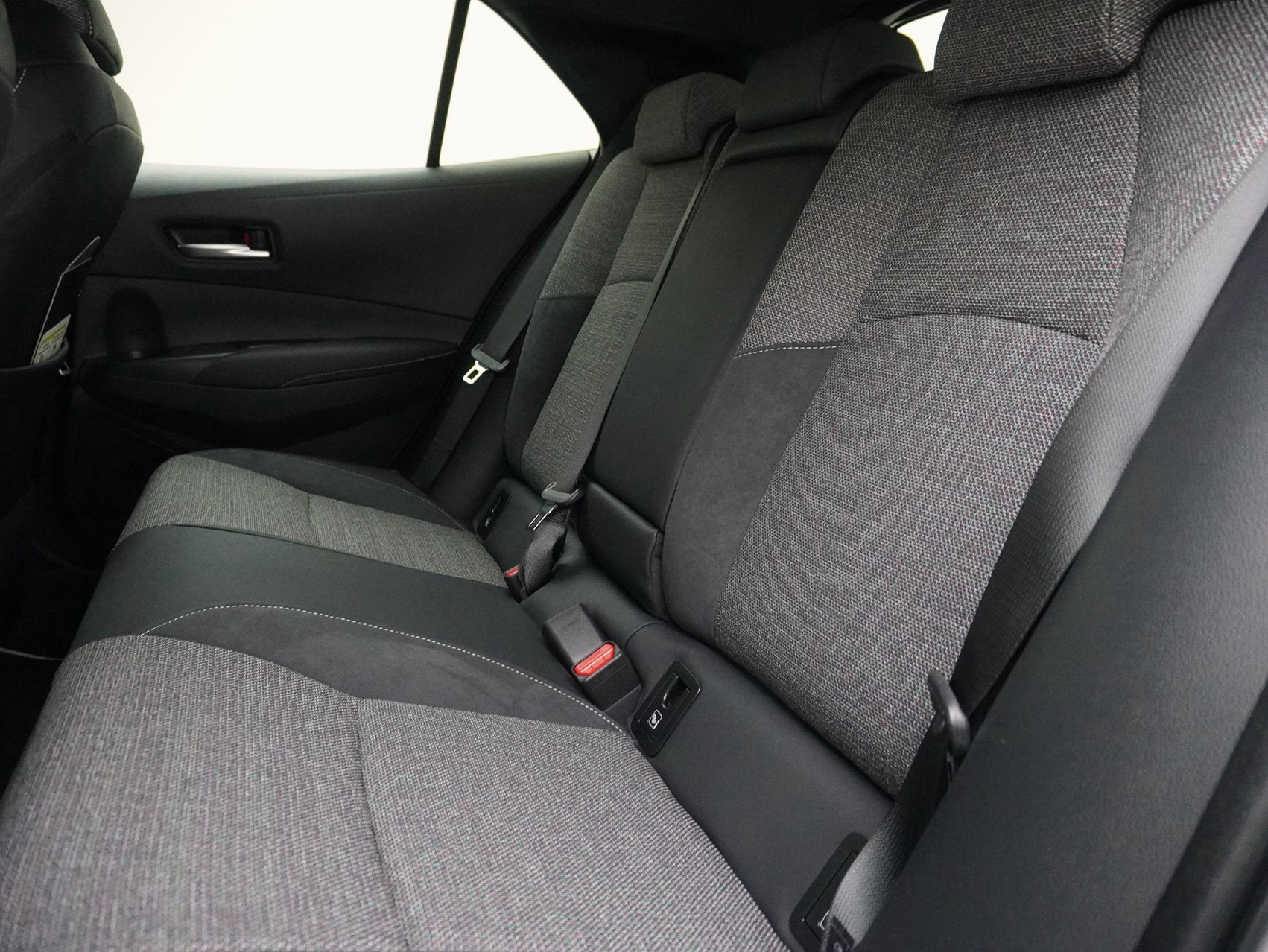 TOYOTA Corolla 2.0 HSD Trend ** Trend Plus **