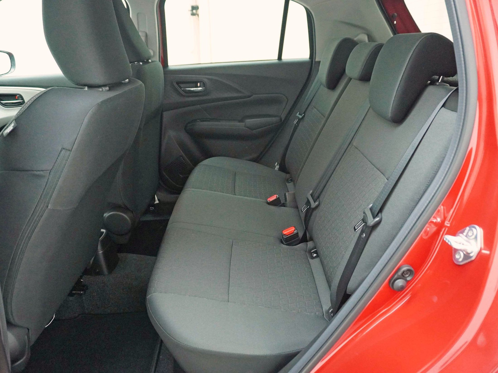 SUZUKI Swift 1.2 Sakura Top Hybrid 4×4
