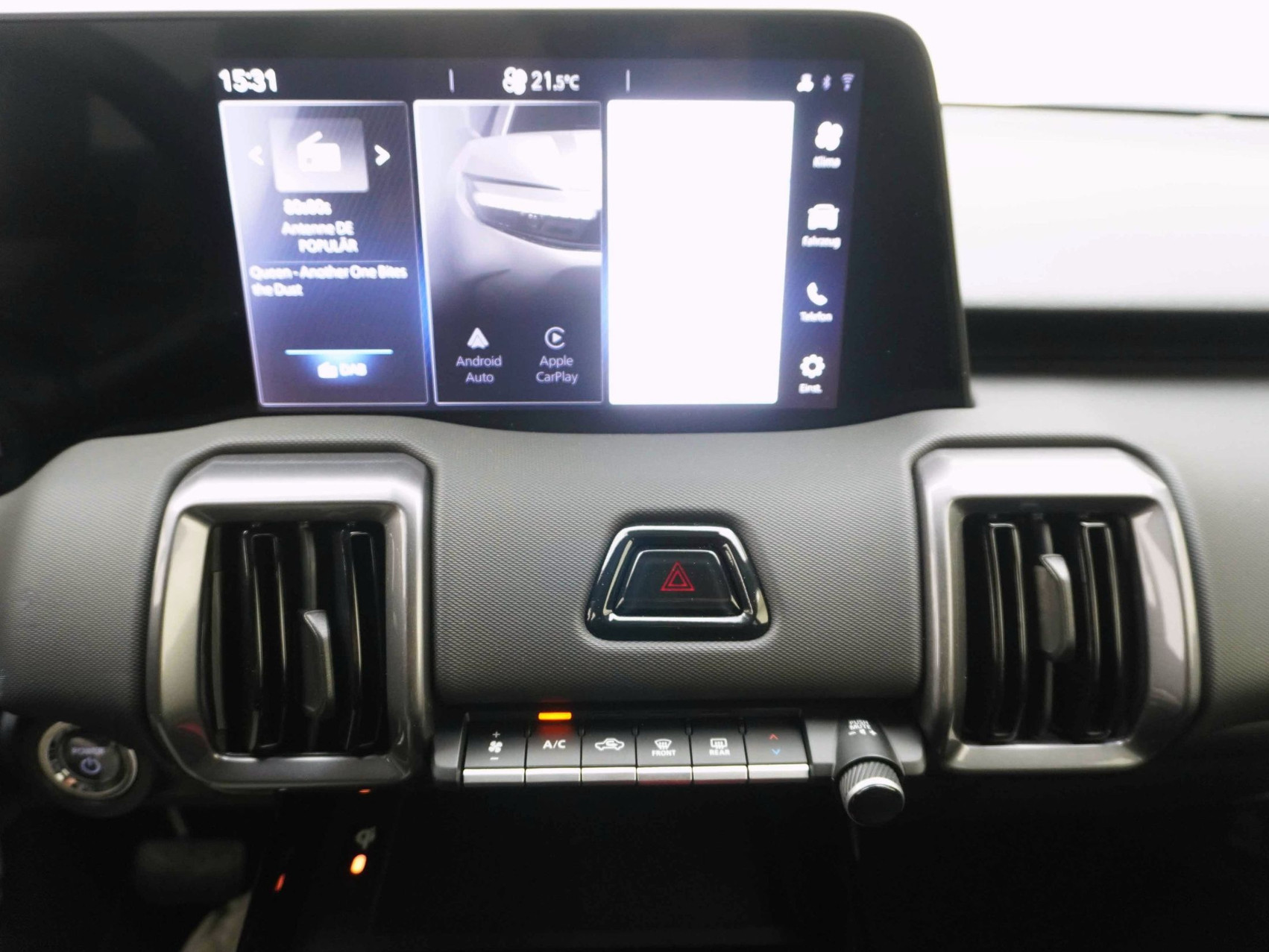 TOYOTA Urban Cruiser Premium AWD 😉 inkl. Panoramadach 😎