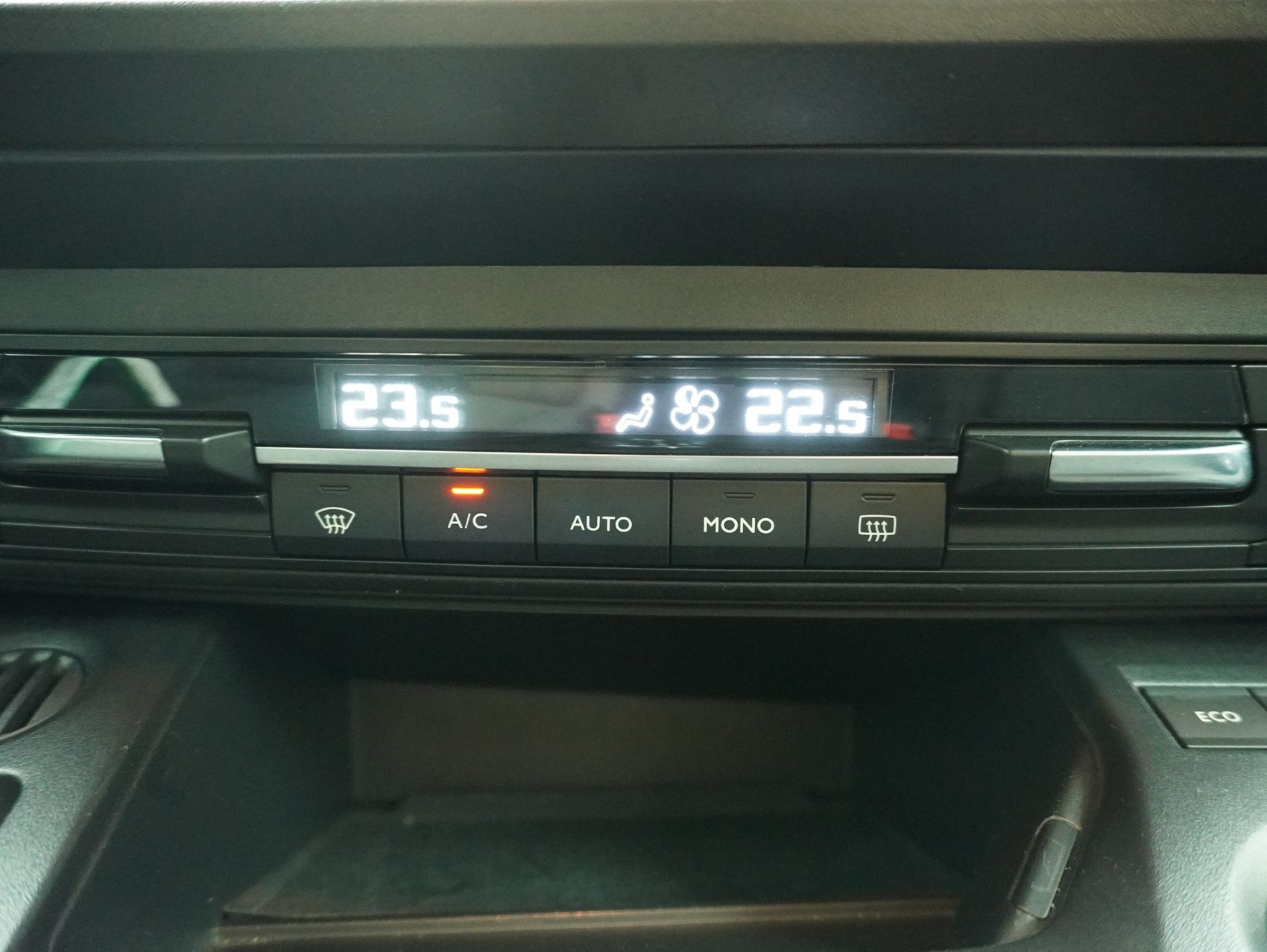 PEUGEOT Rifter 1.2 PureTech Allure EAT8