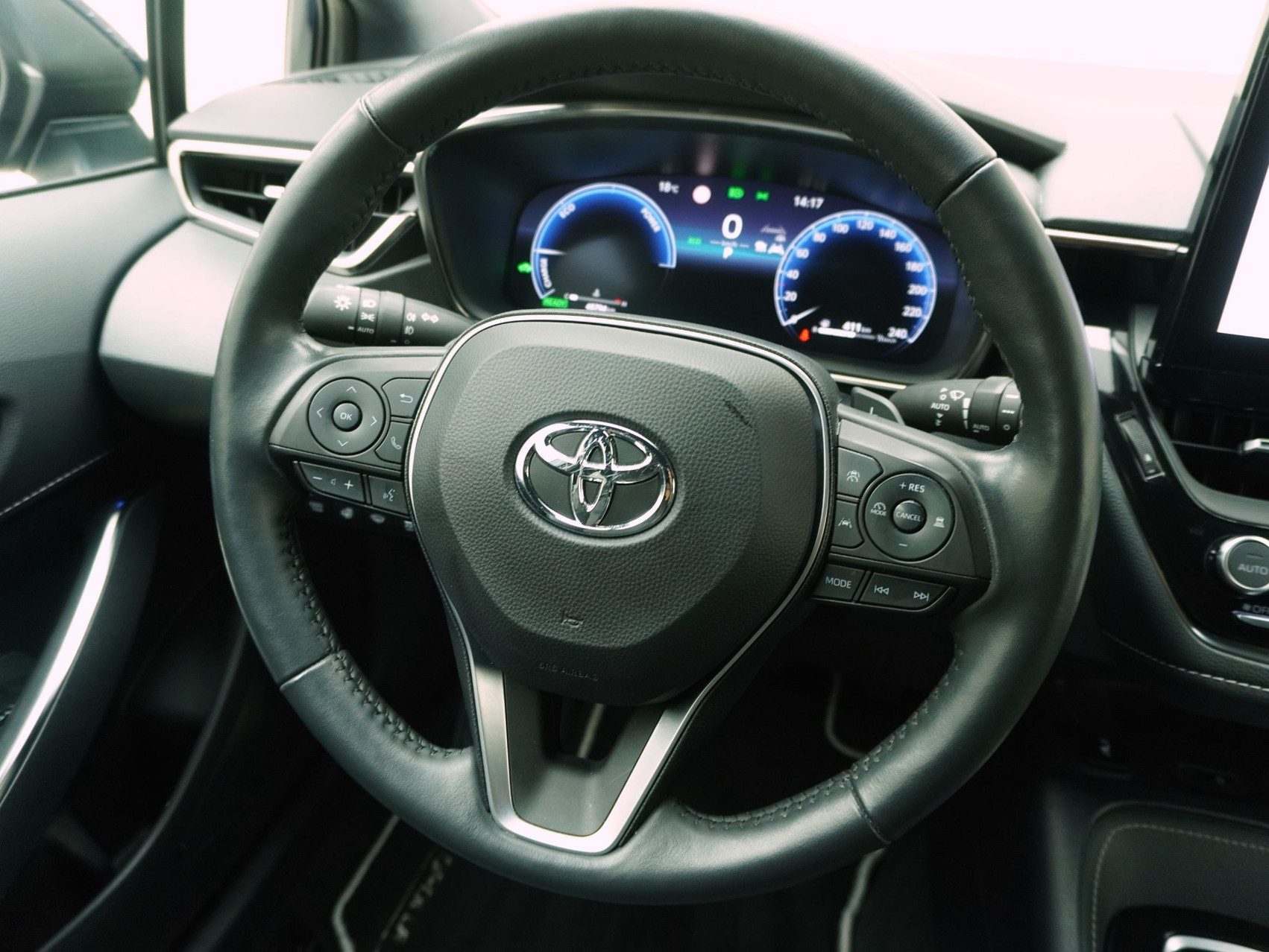 TOYOTA Corolla Touring Sports 2.0 HSD Trend