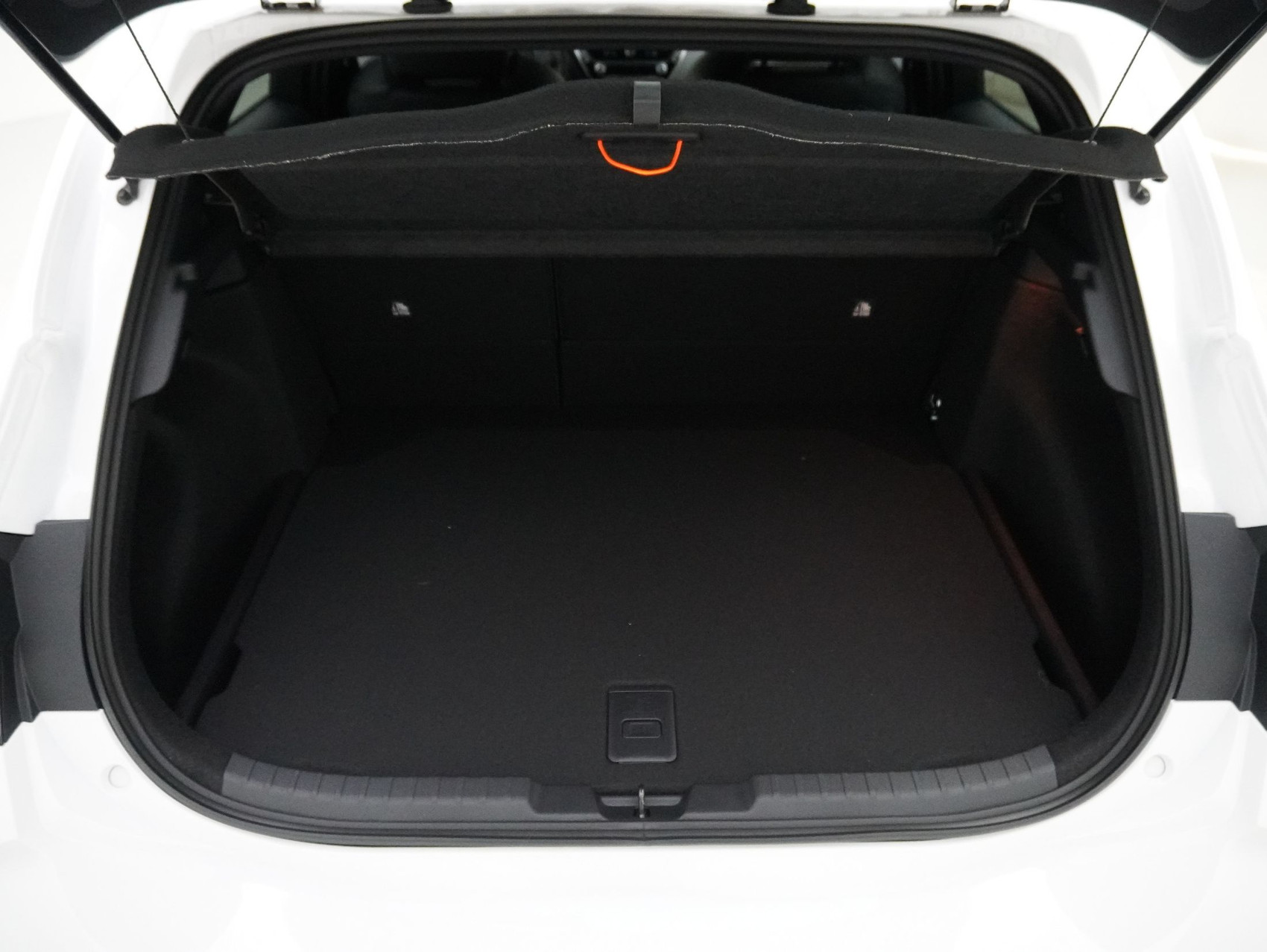 TOYOTA Corolla 2.0 HSD Trend ** Trend Plus **