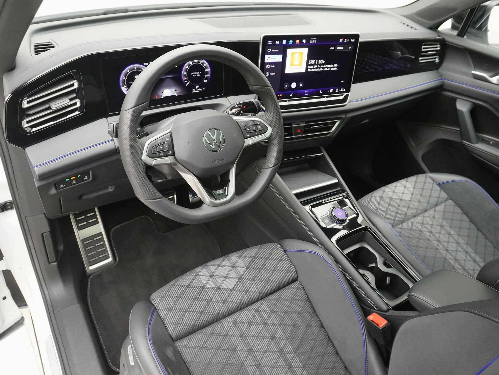 VW Tiguan 2.0 TSI DSG R-Line Black Style 4Motion (2025)