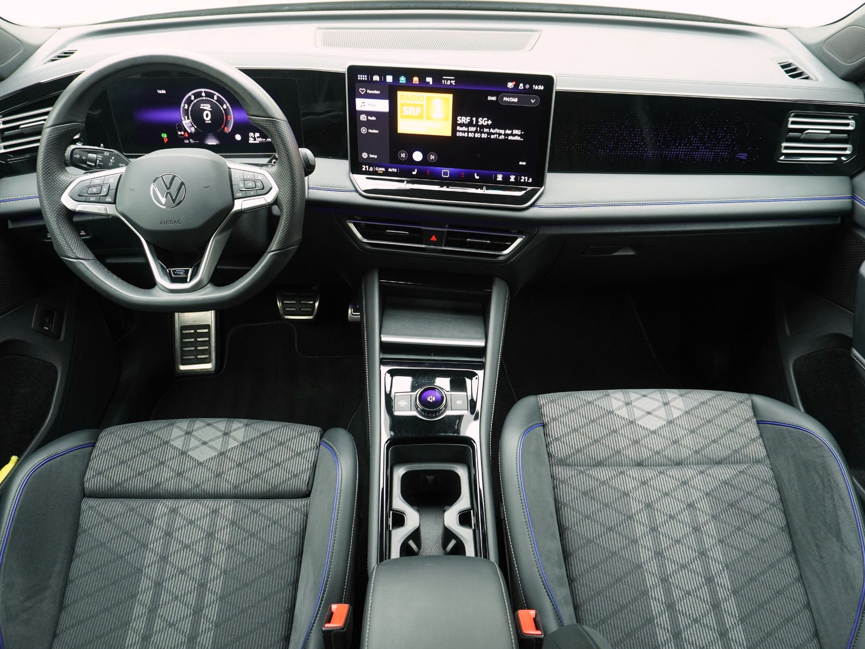 VW Tiguan 2.0 TSI DSG R-Line 4Motion