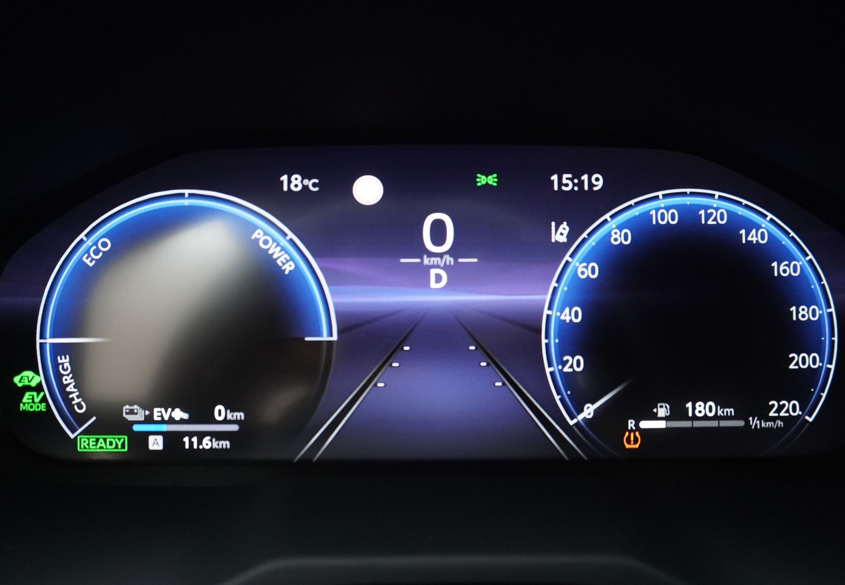 TOYOTA RAV4 2.5 Plug-In-Hybrid Platinum ** inkl. Panorama Roof  **