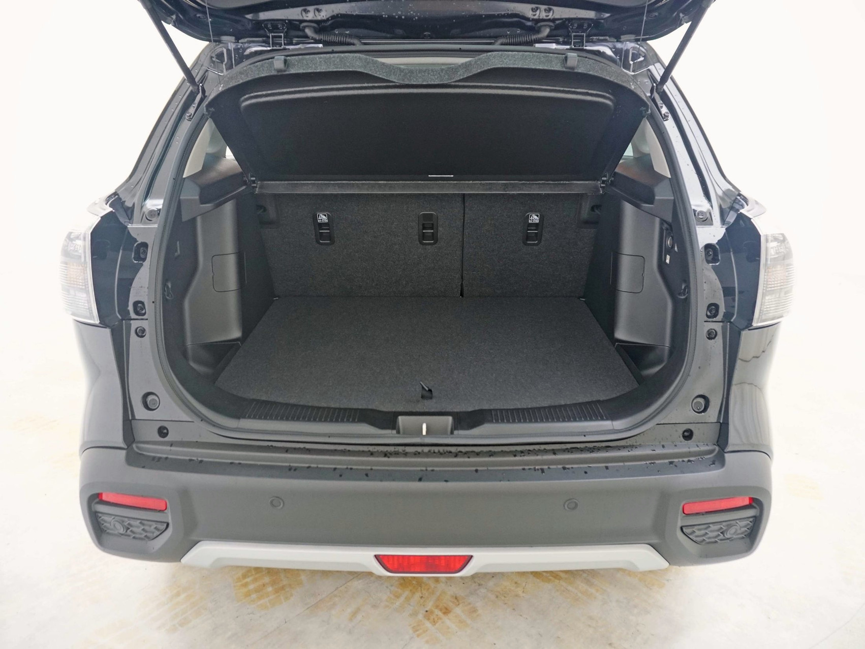 SUZUKI S-Cross 1.4 T Compact Top Hybrid 4×4