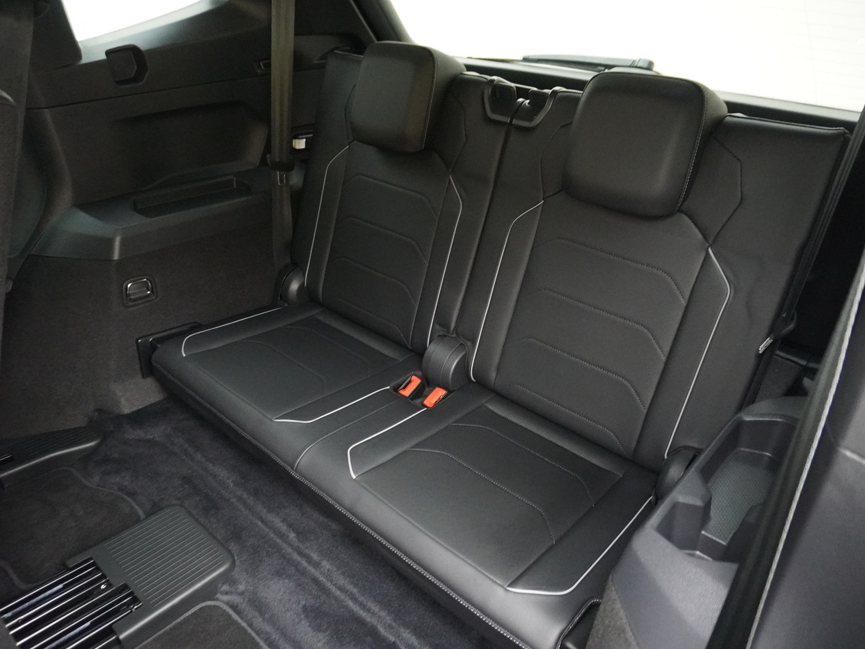 VW Tiguan Allspace 2.0 TSI DSG R-Line Black Style 4Motion **Vollausstattung**