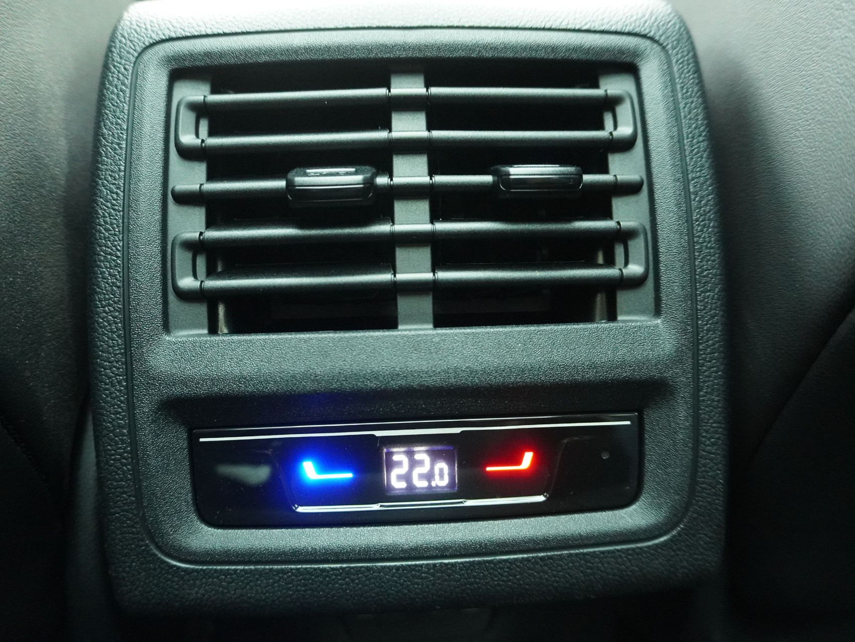 VW Golf Variant 8.5 2.0 TSI R Black Edition 4Motion (2025)