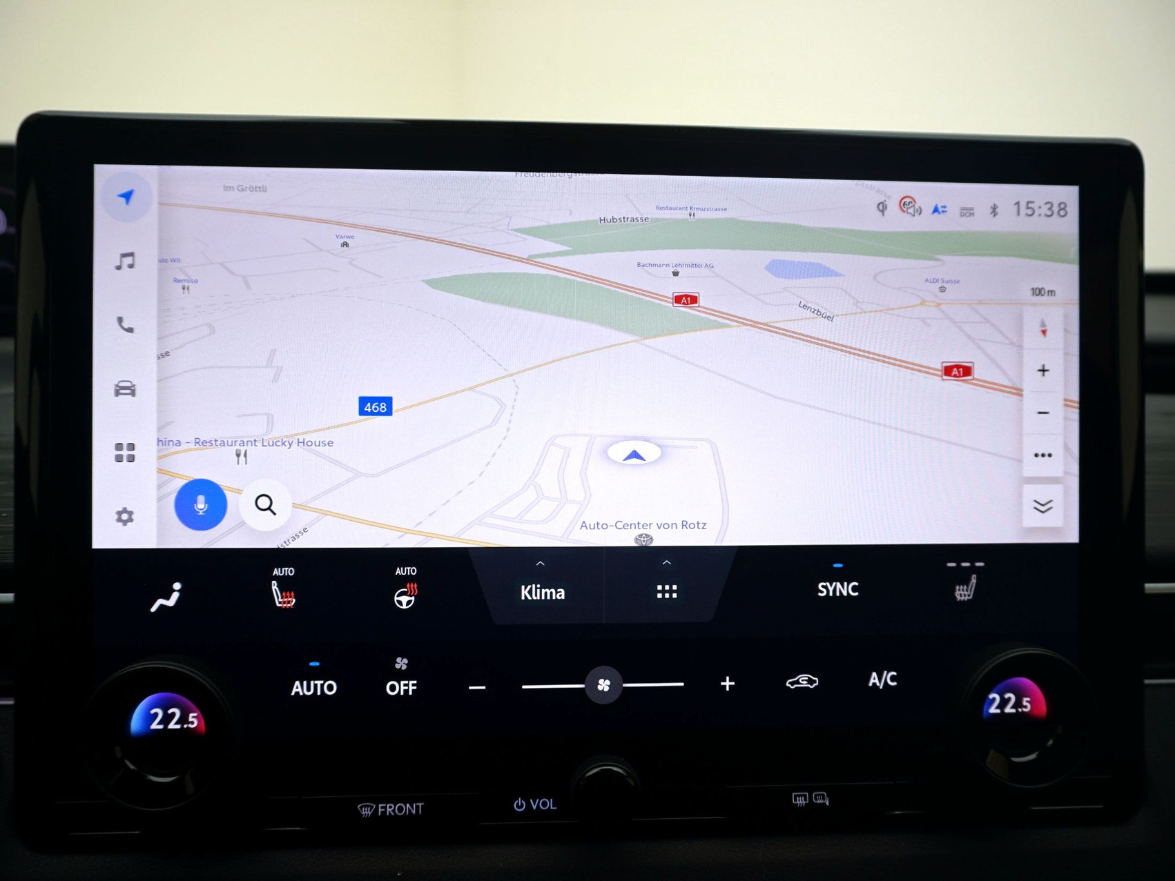 TOYOTA C-HR+ 77 KWh AWD Premium ** mit Panoramadach **