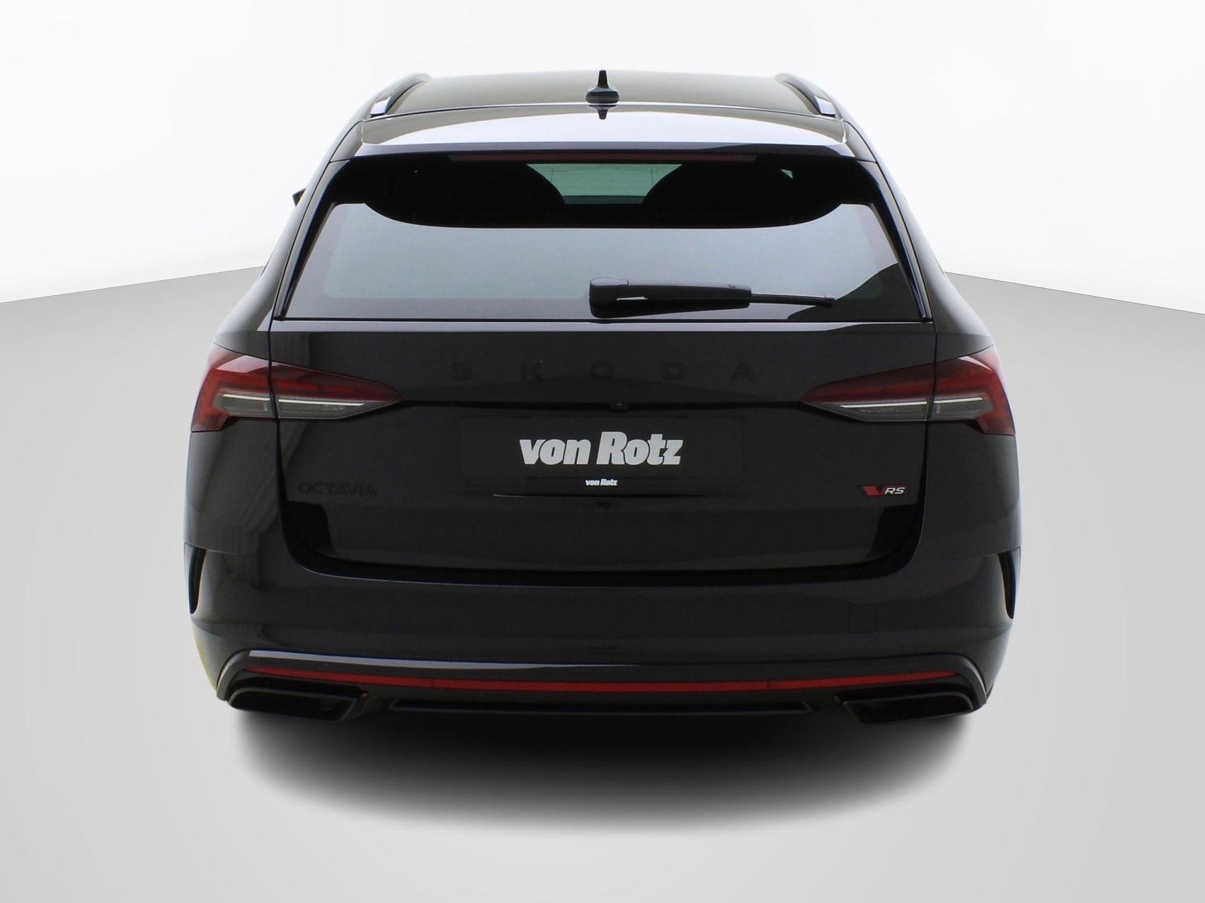 SKODA Octavia Combi 2.0 TSI DSG RS