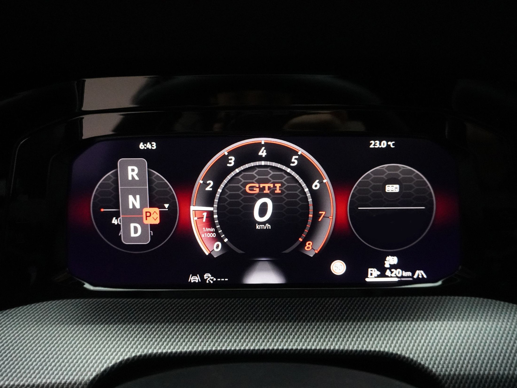 VW Golf 8.5 2.0 TSI DSG GTI Black Style (2025) ** Harman/Kardon / Head-Up / Panoramadach **