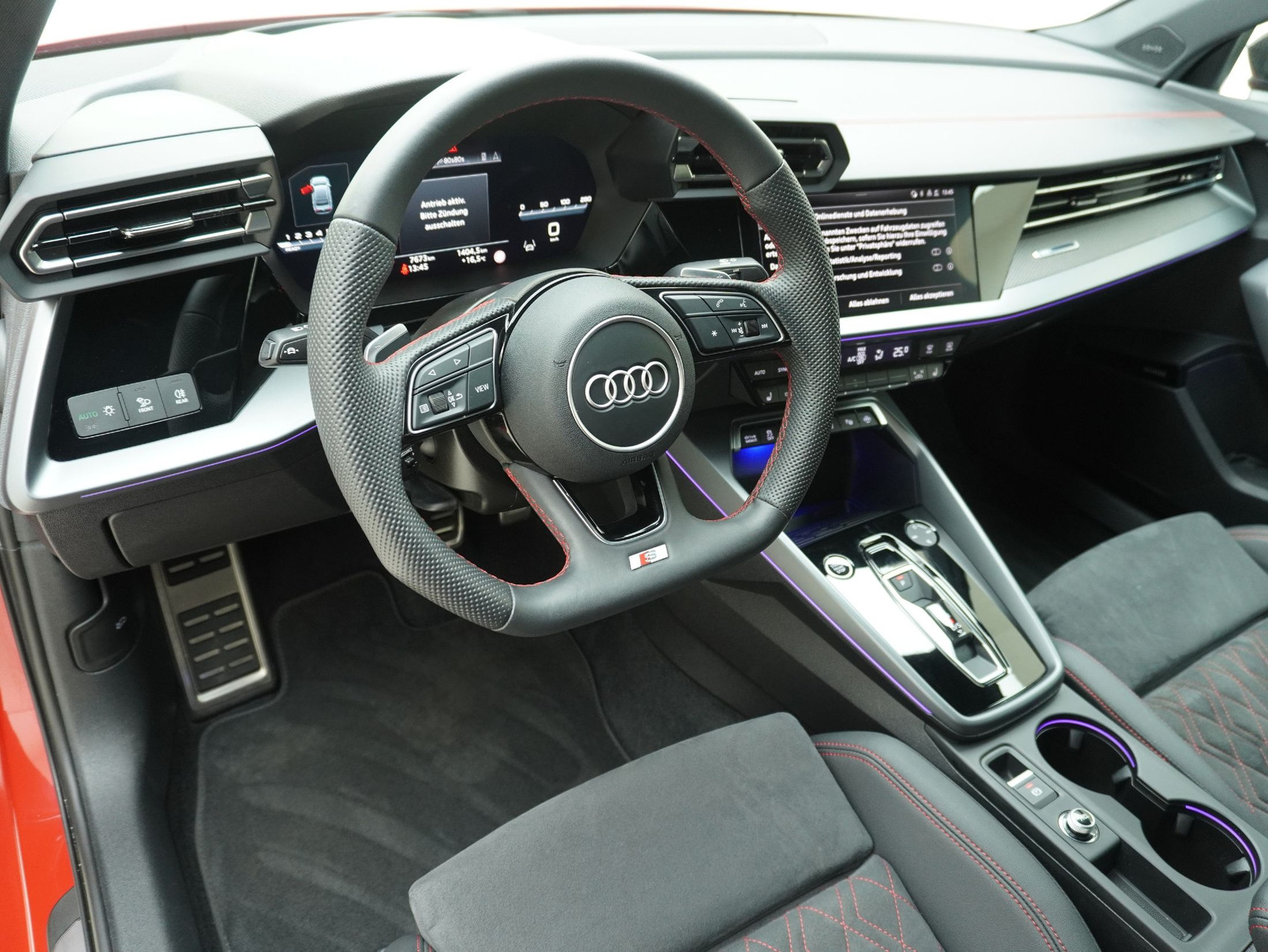 AUDI A3 Limousine 35 TFSI S Line S-Tronic **Audi Werksgarantie bis 02/2030**