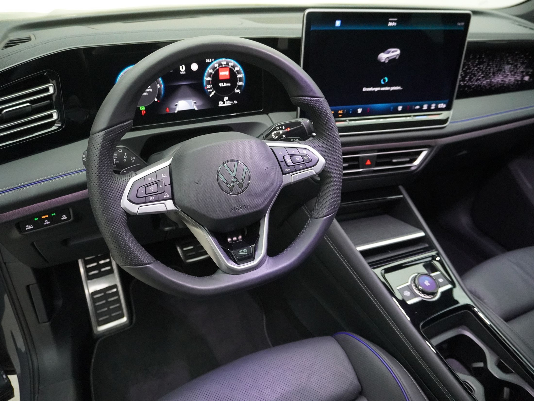 VW Tiguan 2.0 TDI DSG R-Line Black Style 4Motion **Leder/Massage/AHK/uvm**