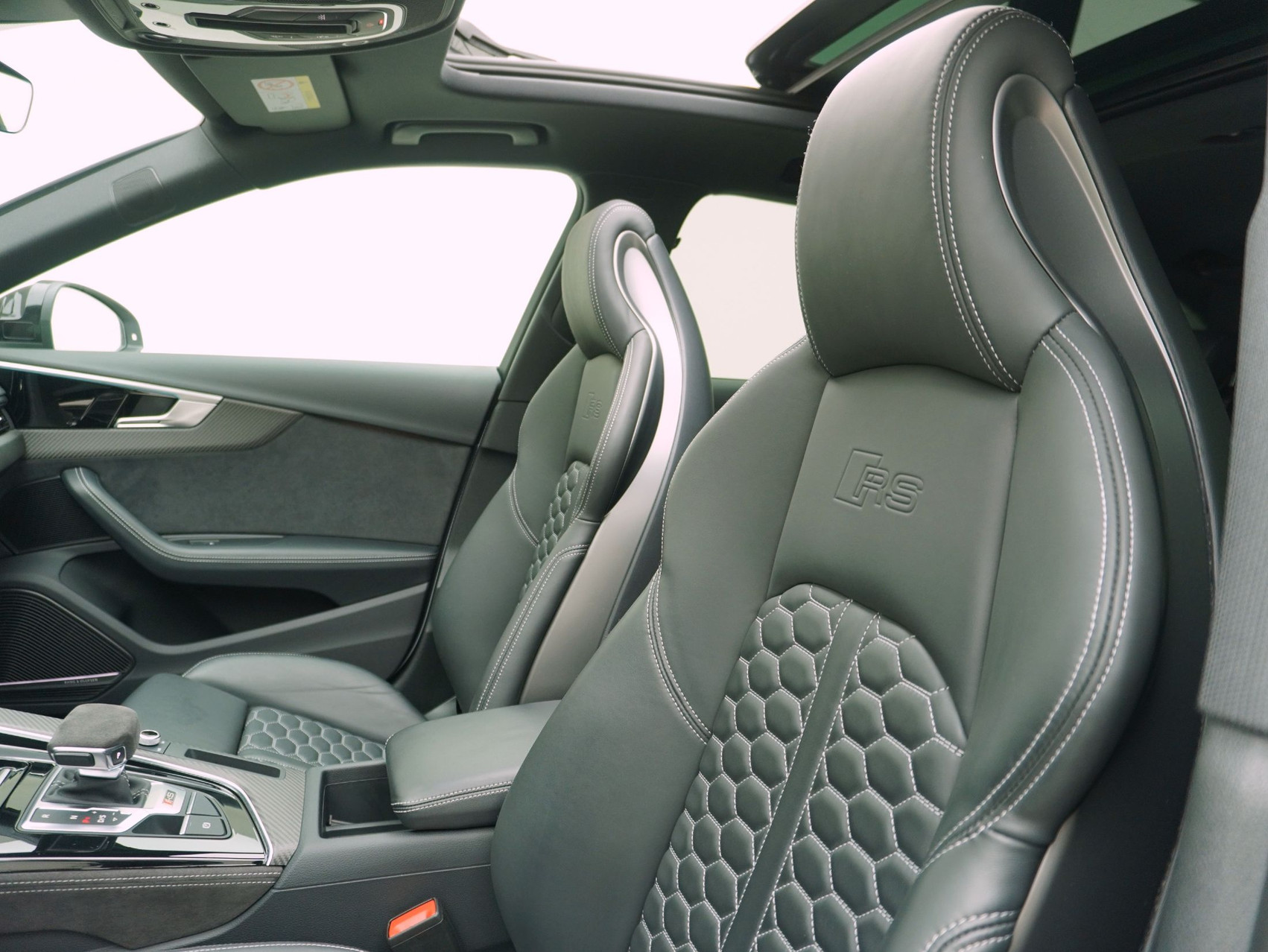 AUDI RS4 Avant 2.9 V6 TFSI quattro T-Tronic