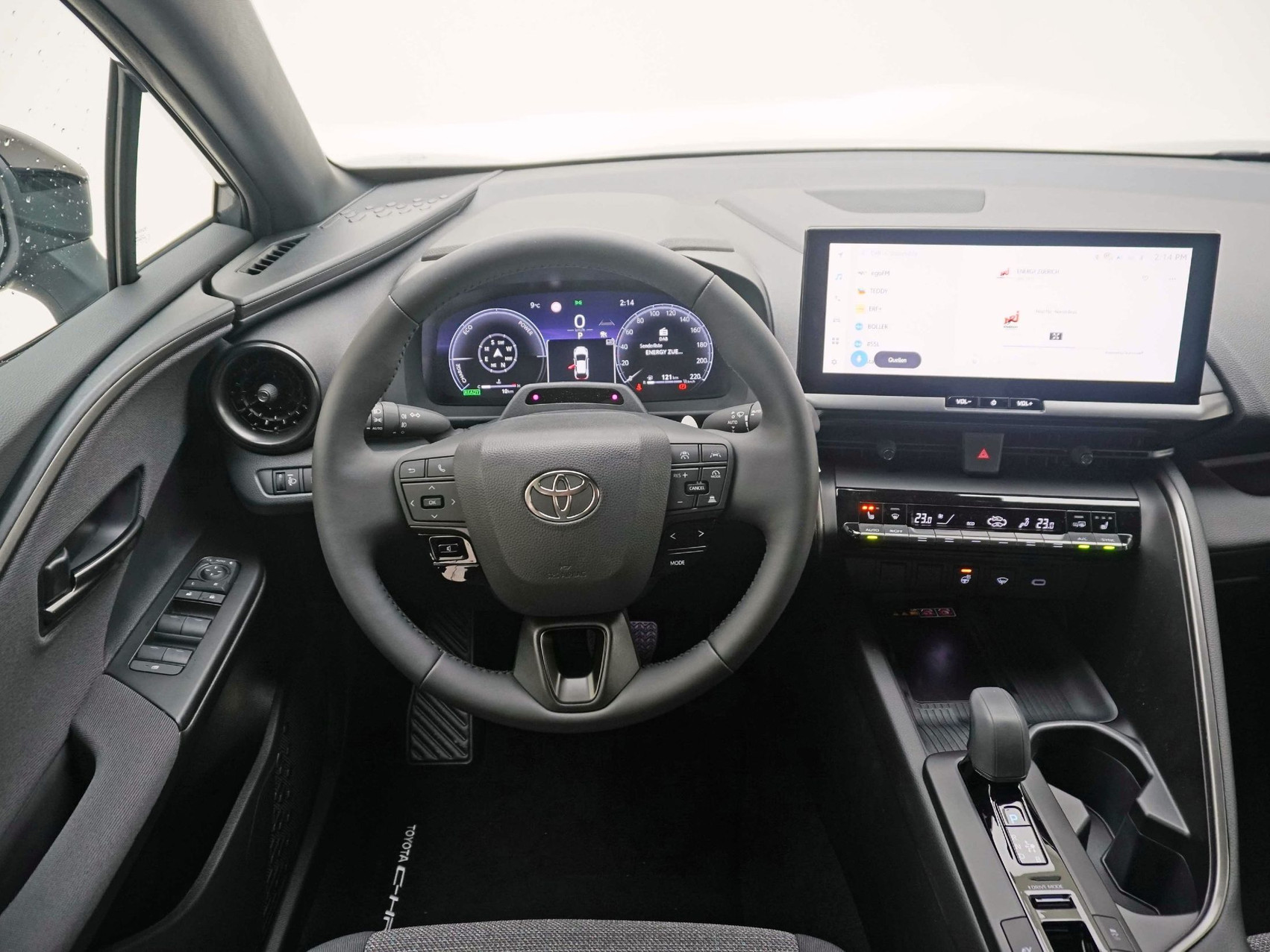 TOYOTA C-HR 2.0 HEV Swiss Edition ** 4×4 **