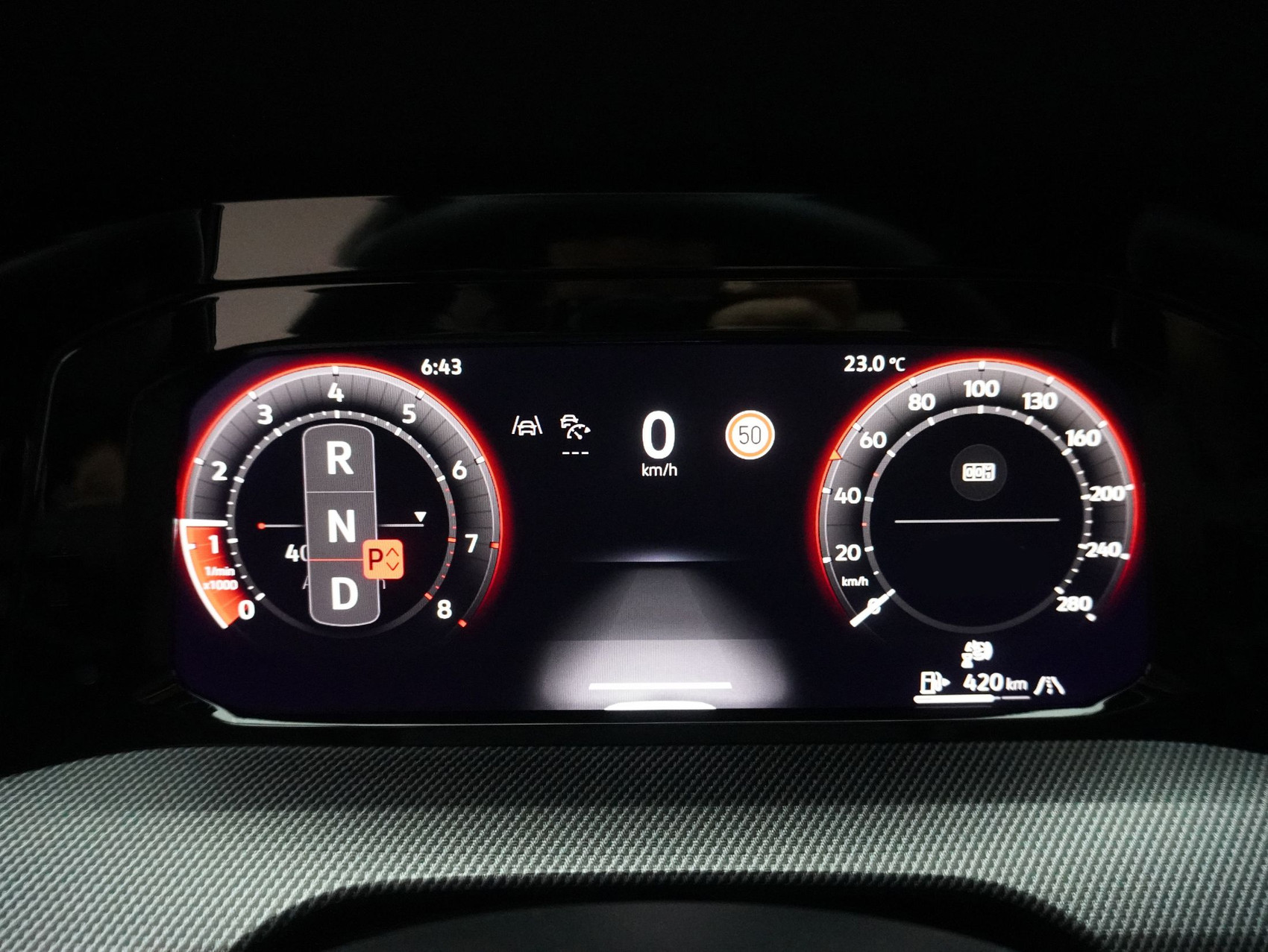 VW Golf 8.5 2.0 TSI DSG GTI Black Style (2025) ** Harman/Kardon / Head-Up / Panoramadach **