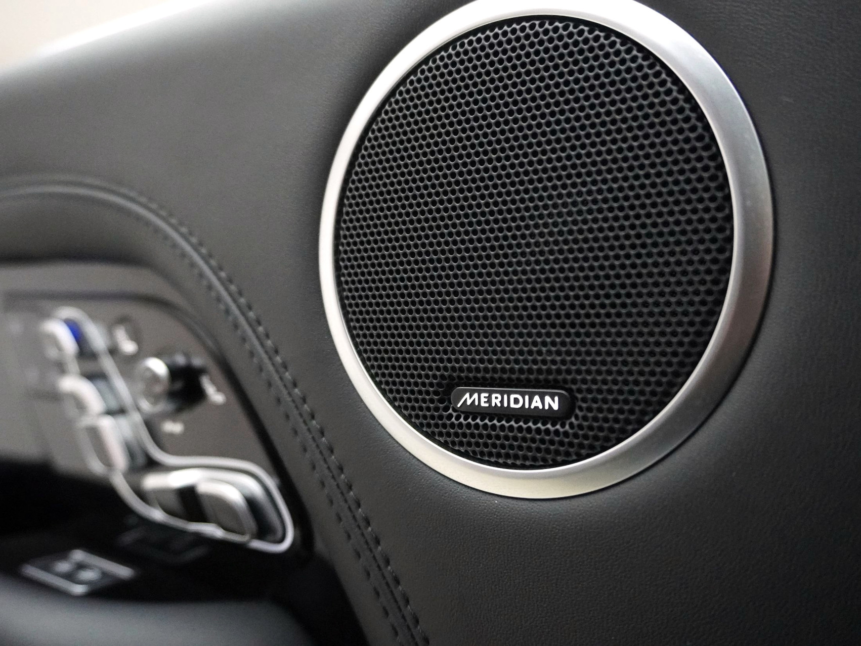 LAND ROVER Range Rover 3.0 I6D Fifty Edition **Fifty Edition 1/1970**