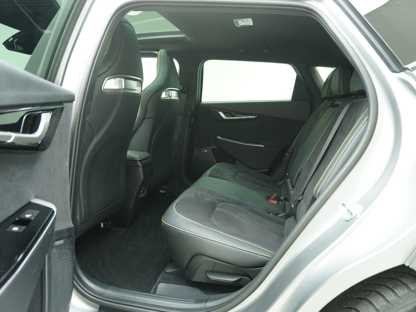 KIA EV6 77 kWh GT 4×4 ** 585 PS **