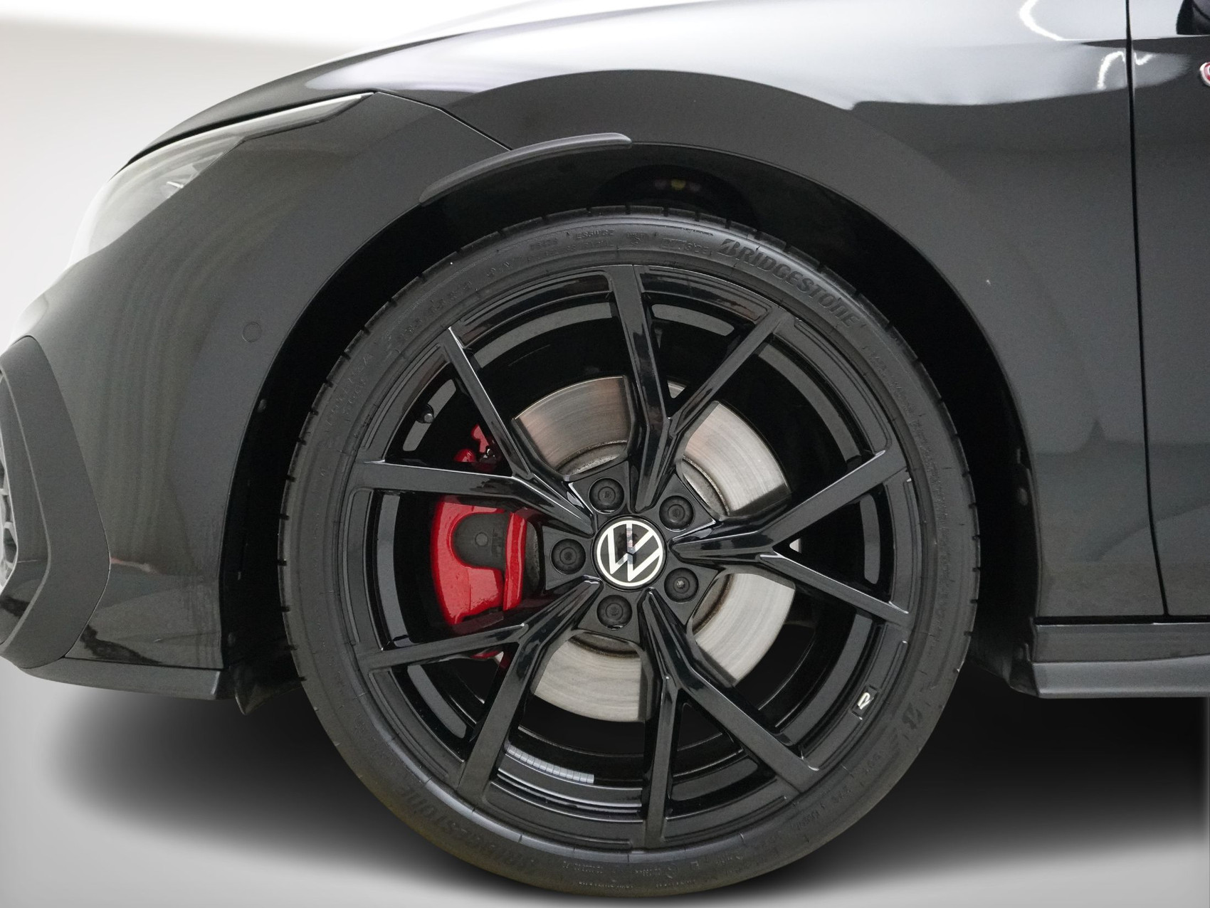 VW Golf 8.5 2.0 TSI DSG GTI Black Style (2025) **Leder/Harmon-Kardon/Sitzbelüftung/uvm.**