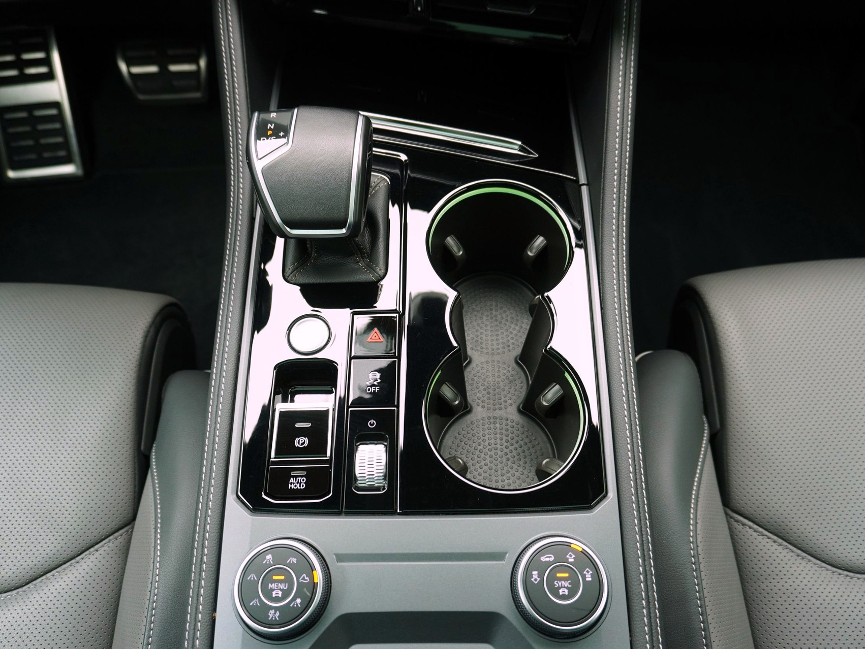 VW Touareg 3.0 V6 TSI R-Line Black Style 4Motion **Vollausstattung**