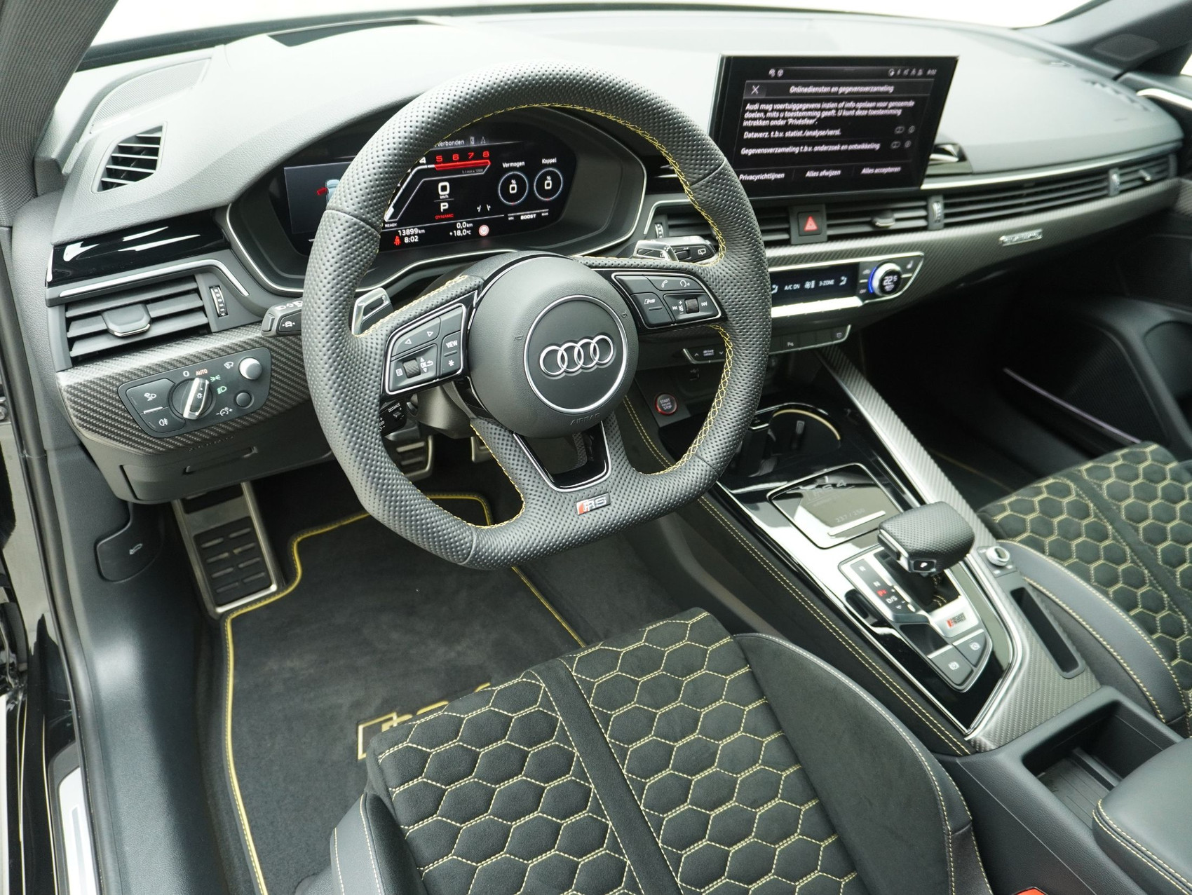 AUDI RS4 Avant 2.9 V6 TFSI 25 year edition quattro T-Tronic **25 Jahre RS**