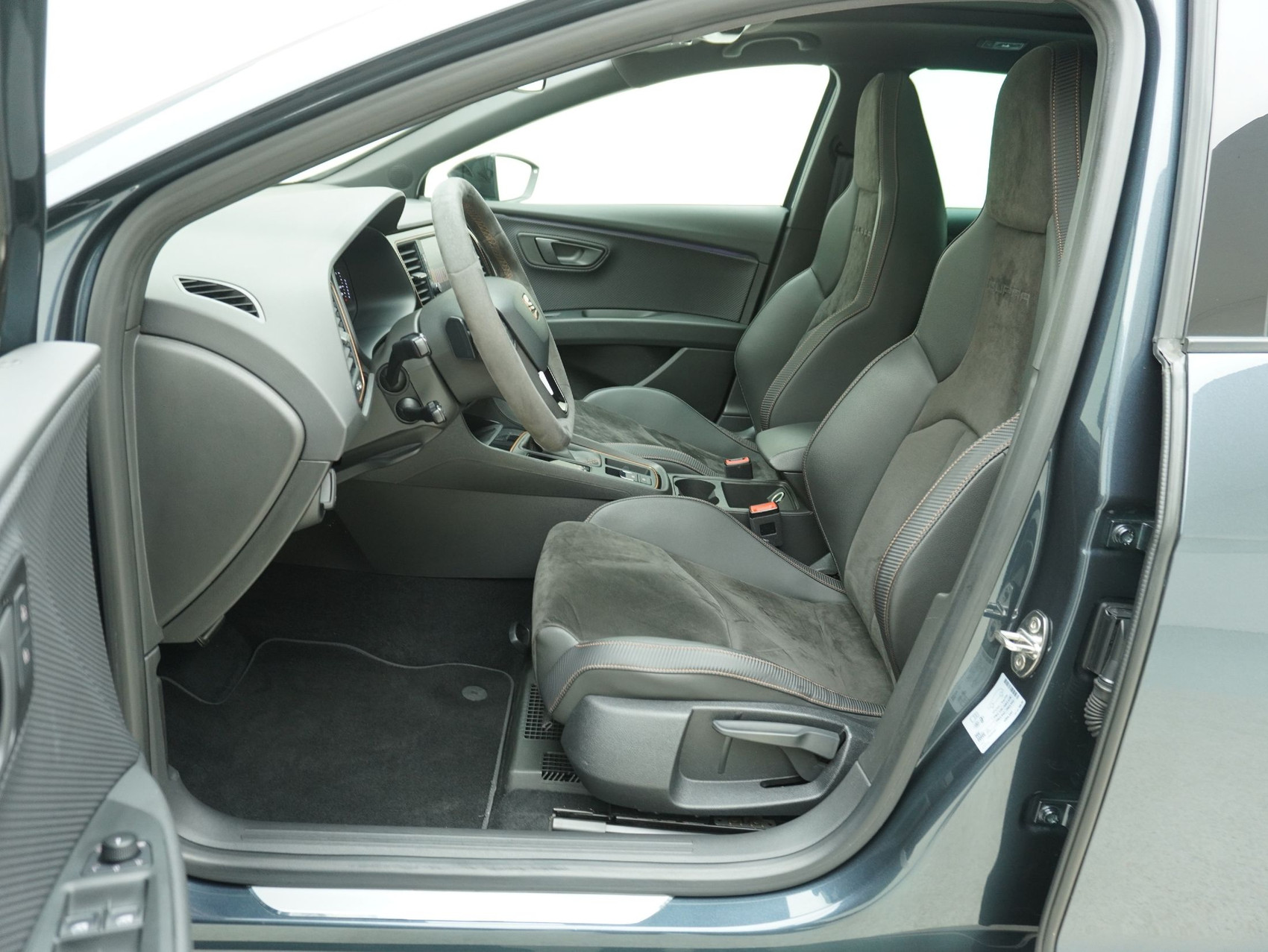 SEAT Leon ST 2.0 TSI DSG Cupra 4Drive