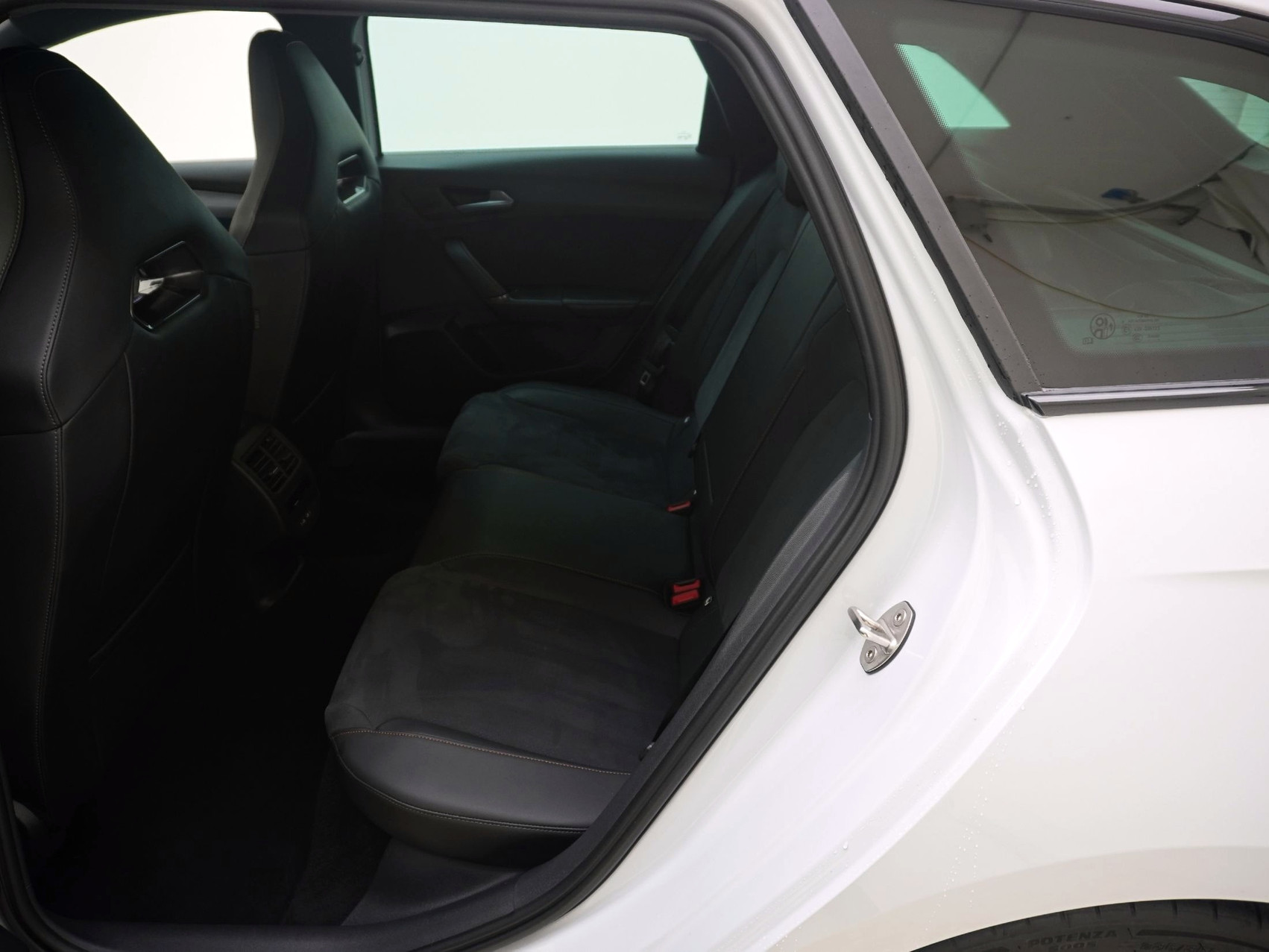 CUPRA Leon ST 2.0 TSI VZ 4Drive DSG