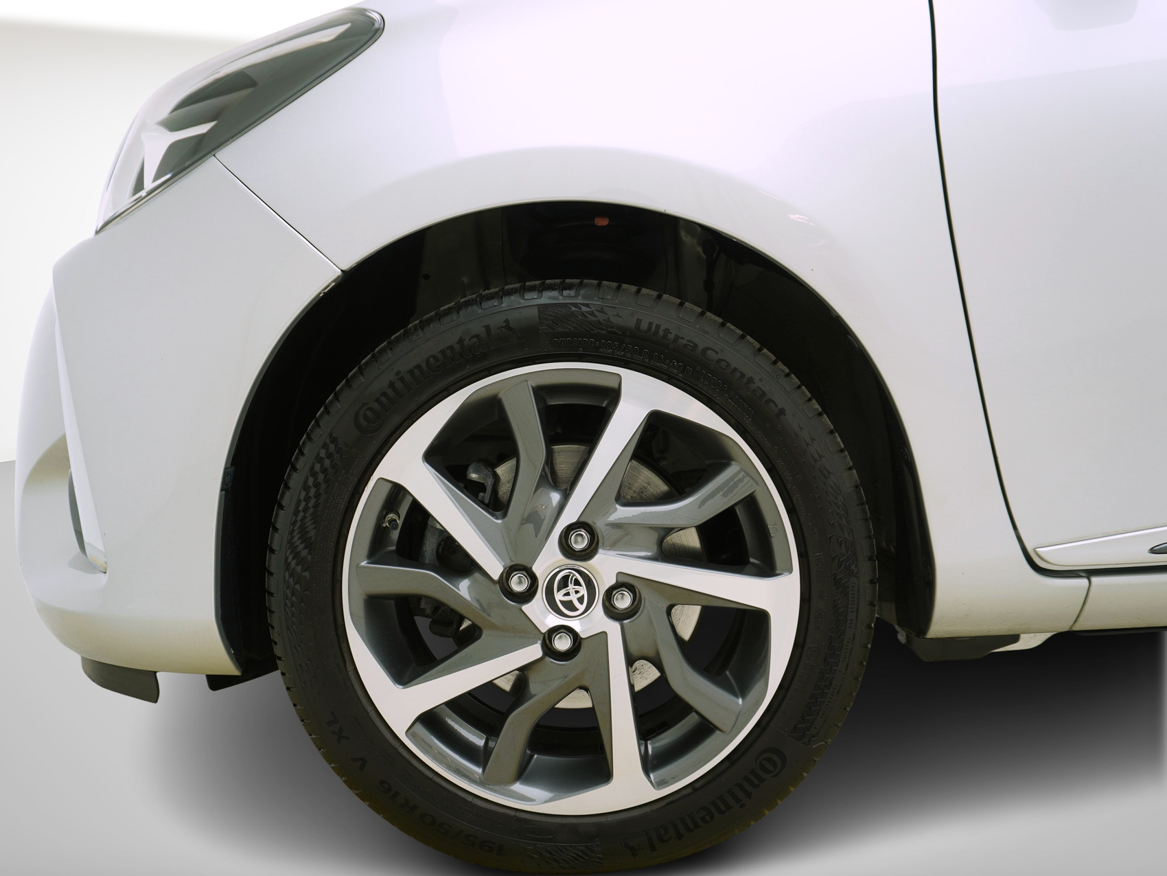 TOYOTA Yaris 1.5 VVT-iE Y20