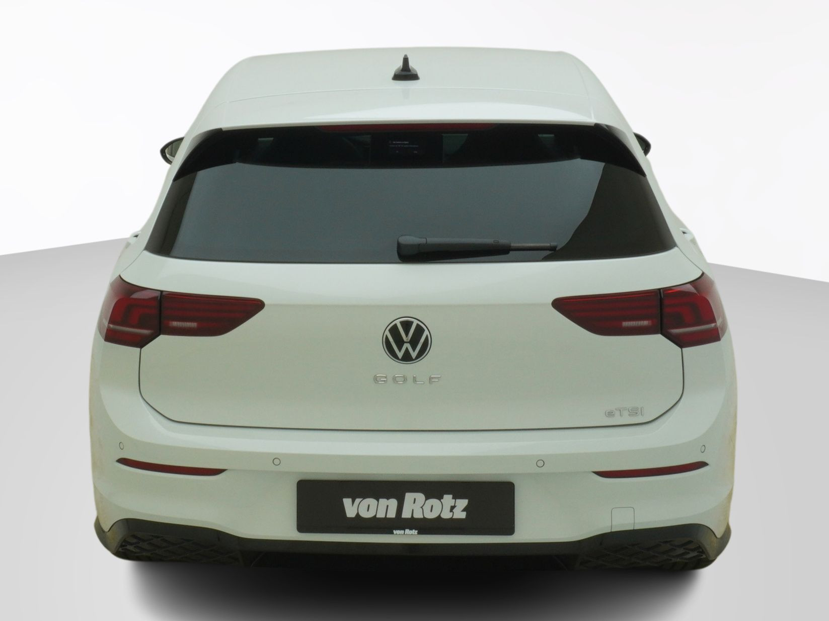 VW Golf VIII 1.5 eTSI R-Line DSG