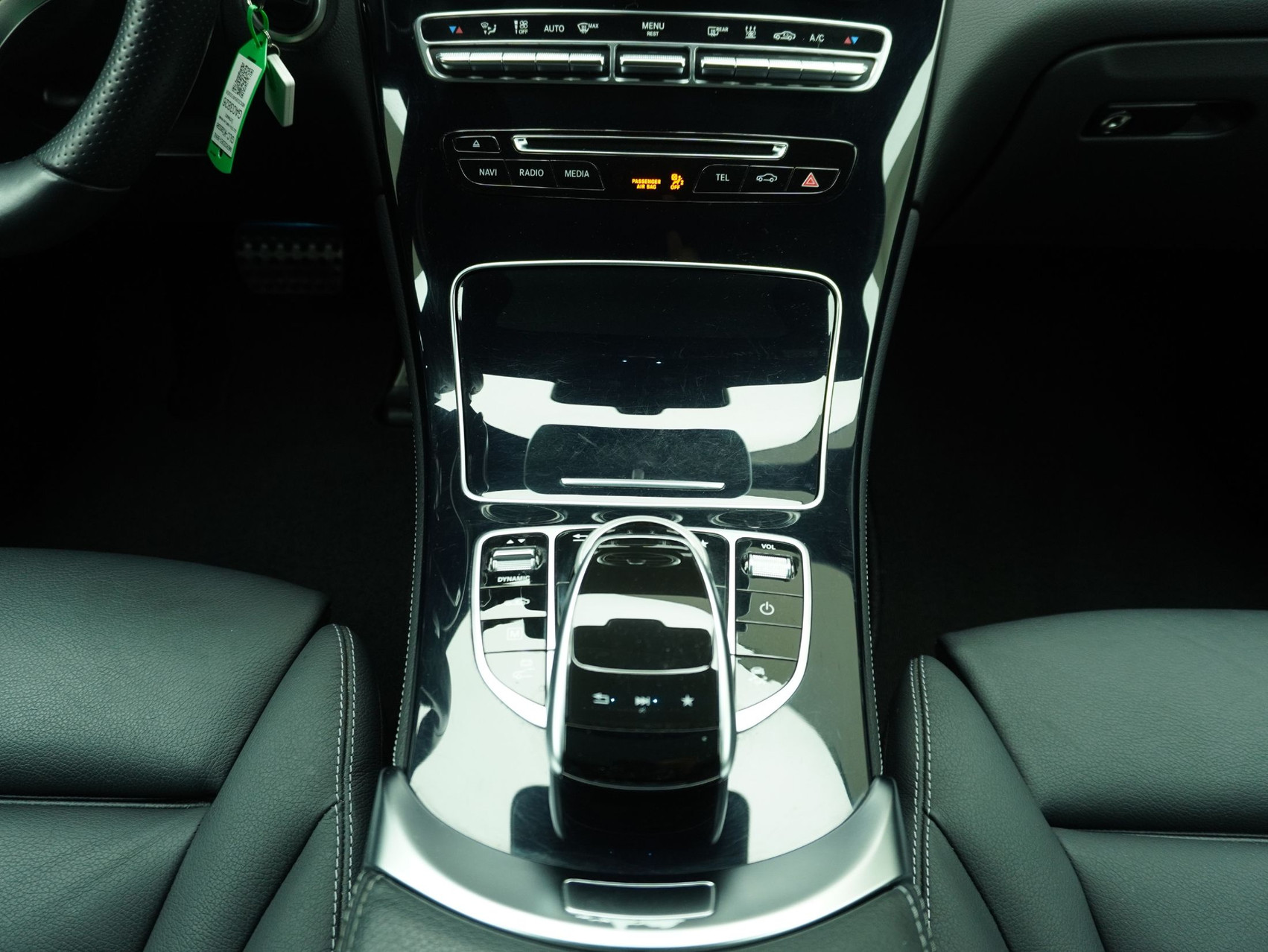 MERCEDES-BENZ GLC-Klasse GLC 350 e AMG Line 4matic