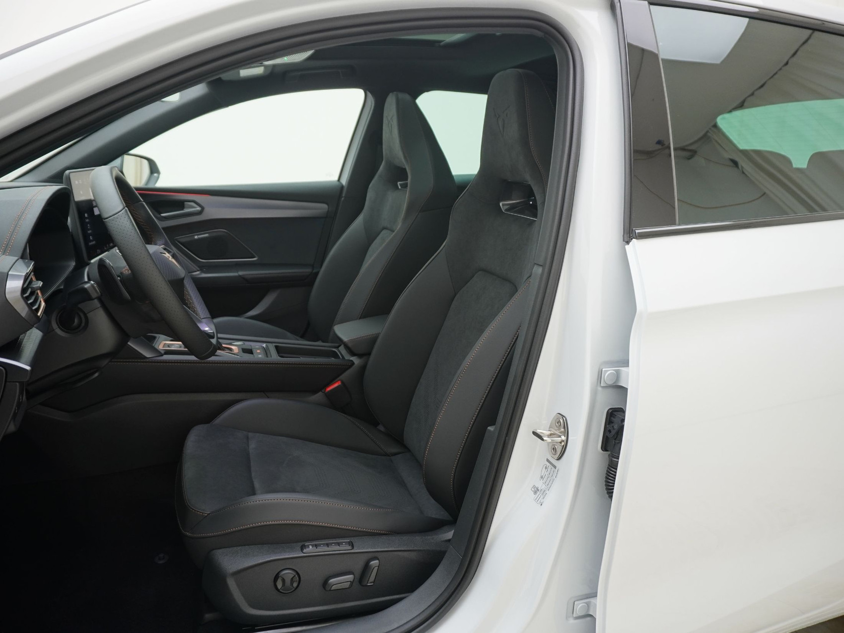 CUPRA Leon 1.5 eTSI DSG