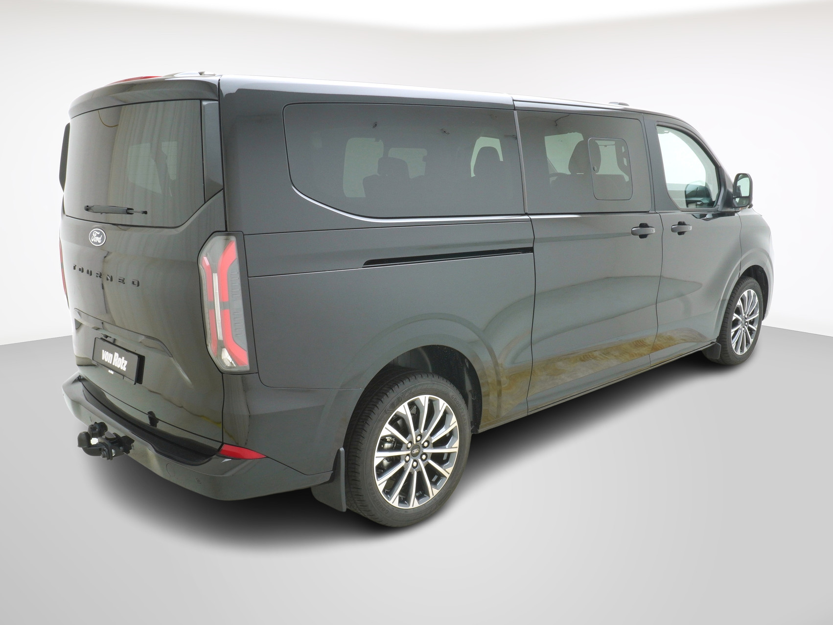 FORD Tourneo Custom 320 L1 2.0 TDCI 4×4 Titanium X