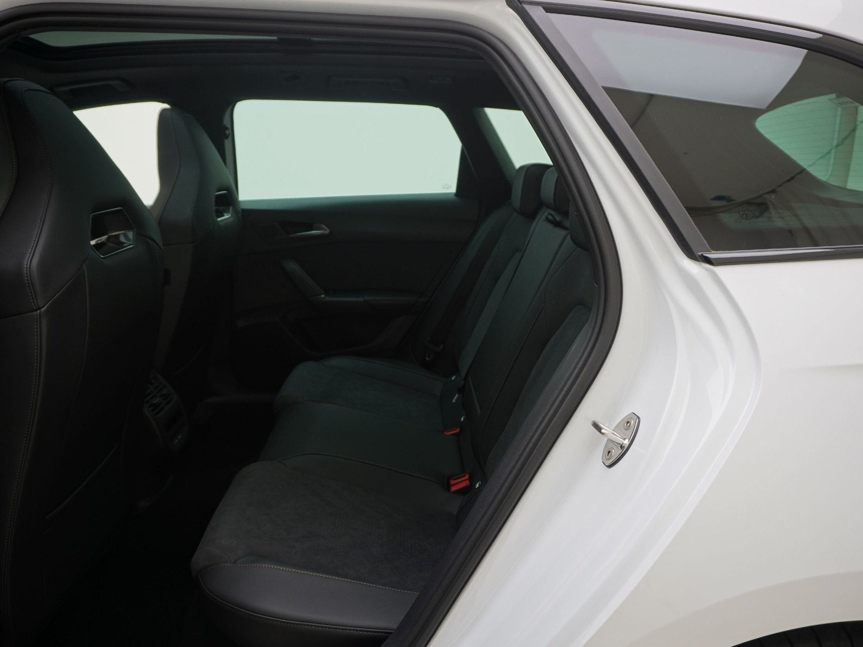 CUPRA Leon ST 2.0 TSI VZ 4Drive DSG