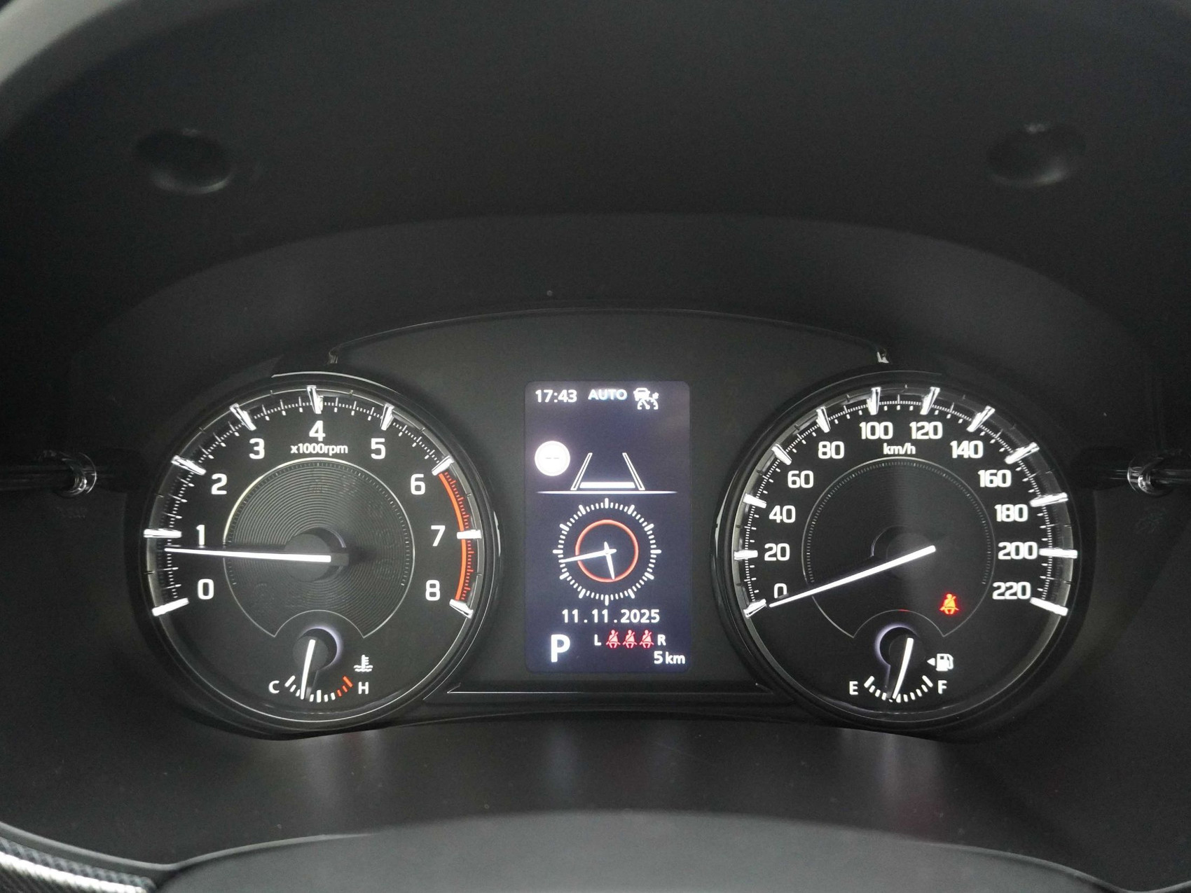 SUZUKI Vitara 1.4 T Compact Top Hybrid 4×4