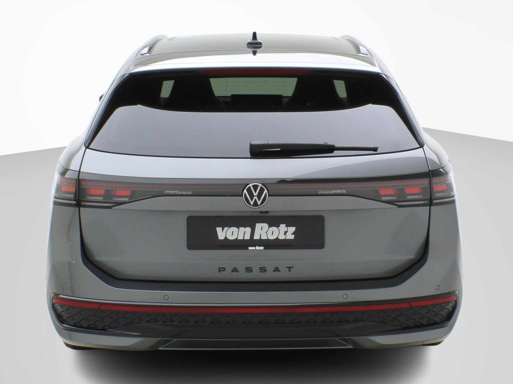 VW Passat Variant 2.0 TSI DSG R-Line 4Motion **R-Line Signature**