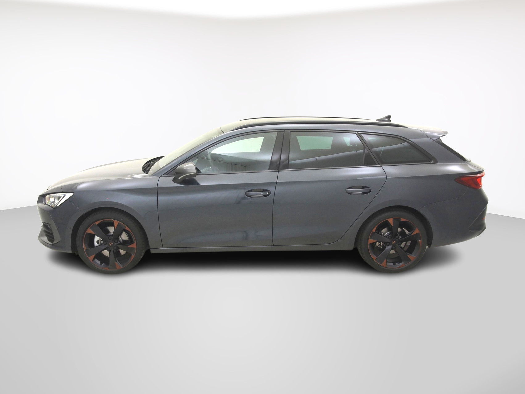 CUPRA Leon ST 1.5 eTSI ACT DSG