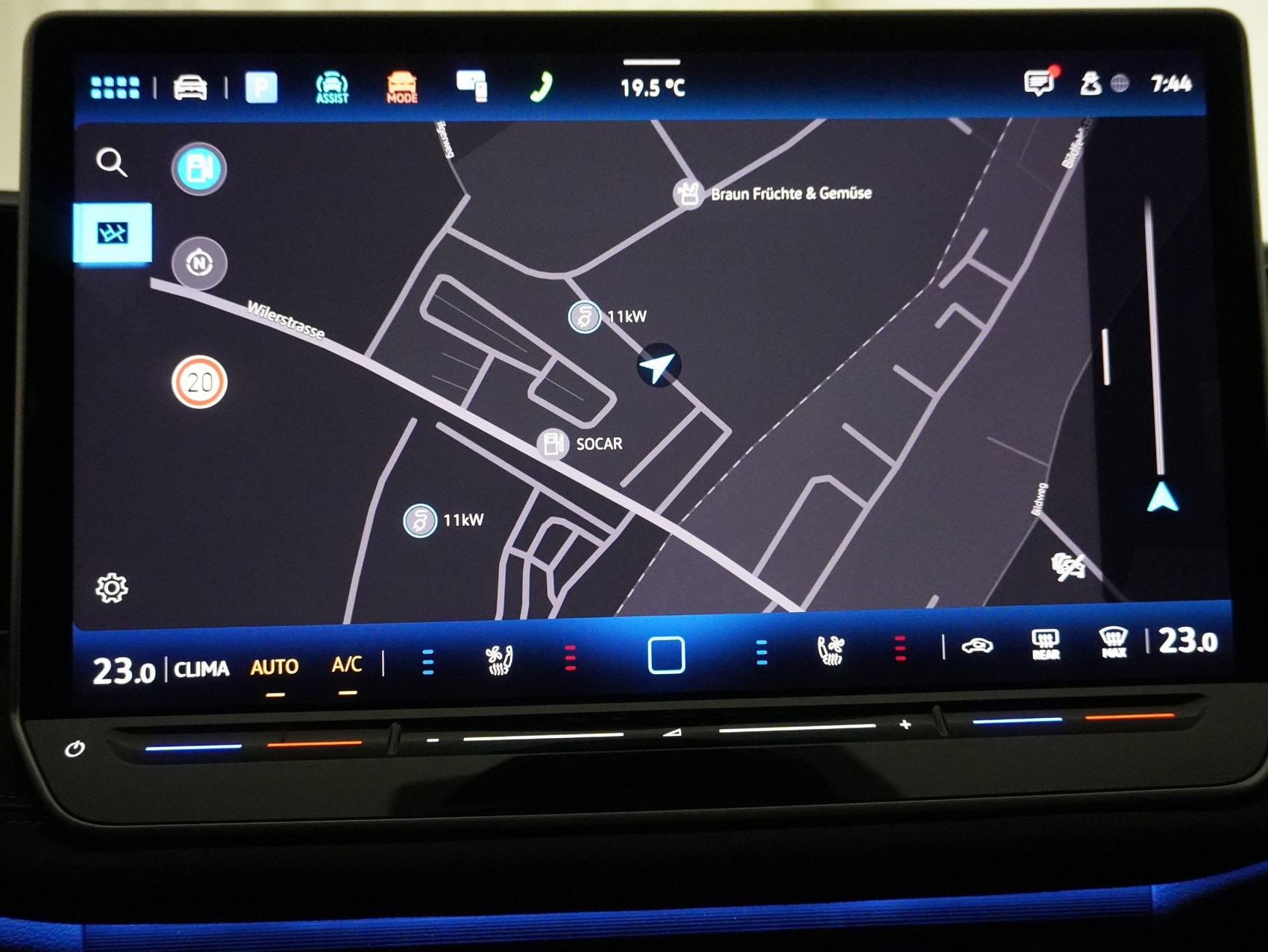 VW Passat Variant 2.0 TSI DSG R-Line 4Motion **R-Line Signature**