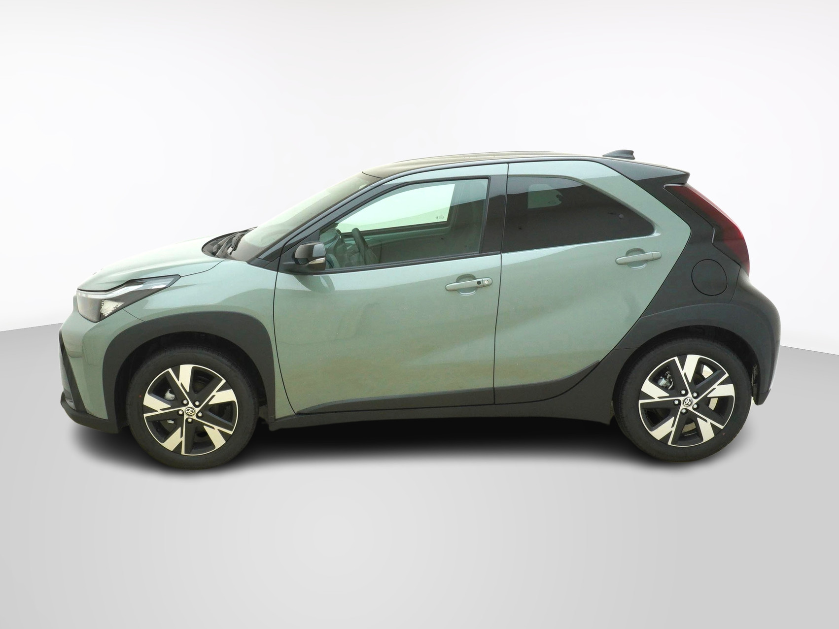 TOYOTA Aygo X 1.5 VVT-i HSD Trend ** inkl. Park Sensoren vo & hi **